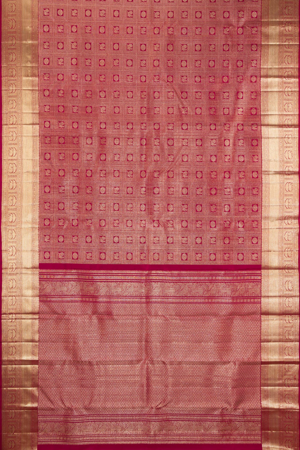 Flat view of Pure Silk Maroon Kanchipuram Saree with Zari Brocade on the body and Zari Border. 