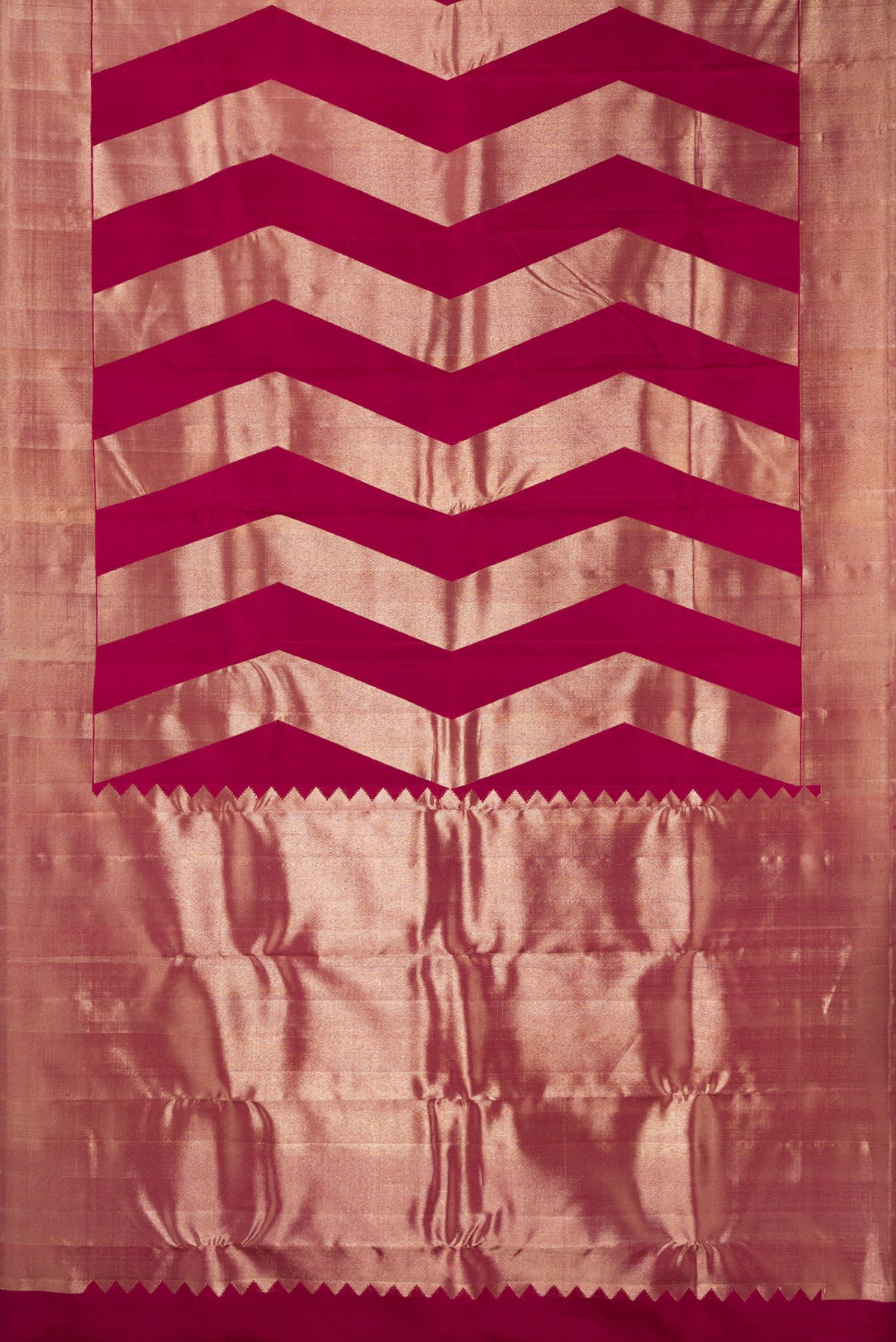 Flat view of Pure Silk Maroon Kanchipuram Saree with Zari Butta on the body and Zari Border. 