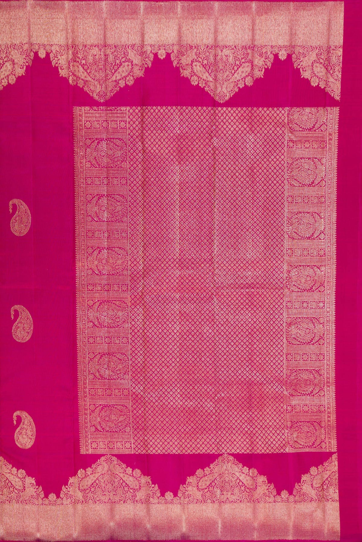 Close up image of the pallu of Pure Silk Pink Kanjivaram Saree with Zari Butta on the body and Fancy Border. 