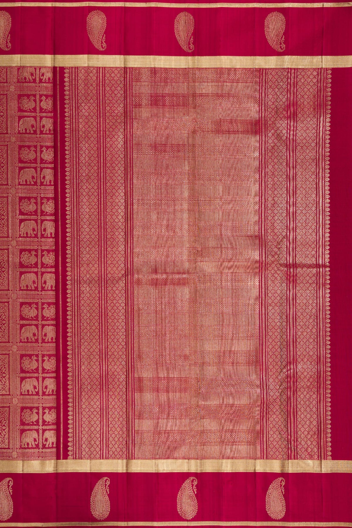 Close up image of the pallu of Pure Silk Maroon Kanchipuram Saree with Zari Brocade on the body and Fancy Border. 