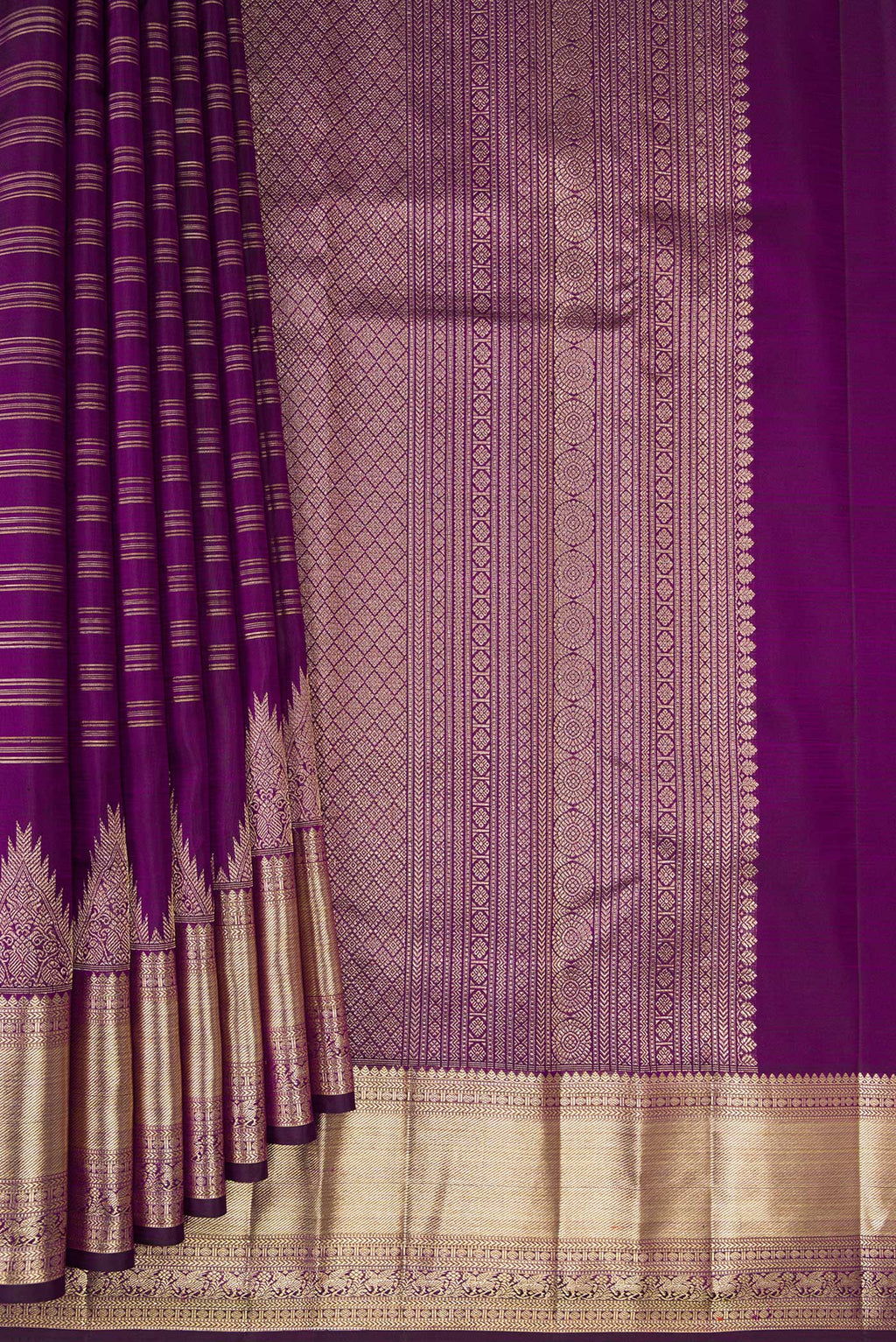Pleats and pallu of Pure Silk Purple Kanchipuram Saree with Stripes on the body and Zari Border. 