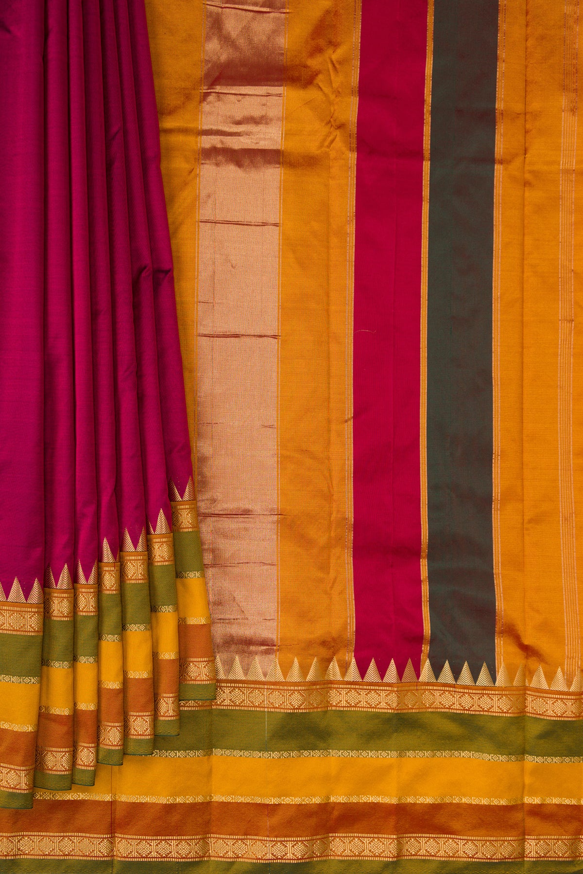 Pleats and pallu of Pure Silk Maroon Bangalore Saree with Plain Body and Temple Border. 