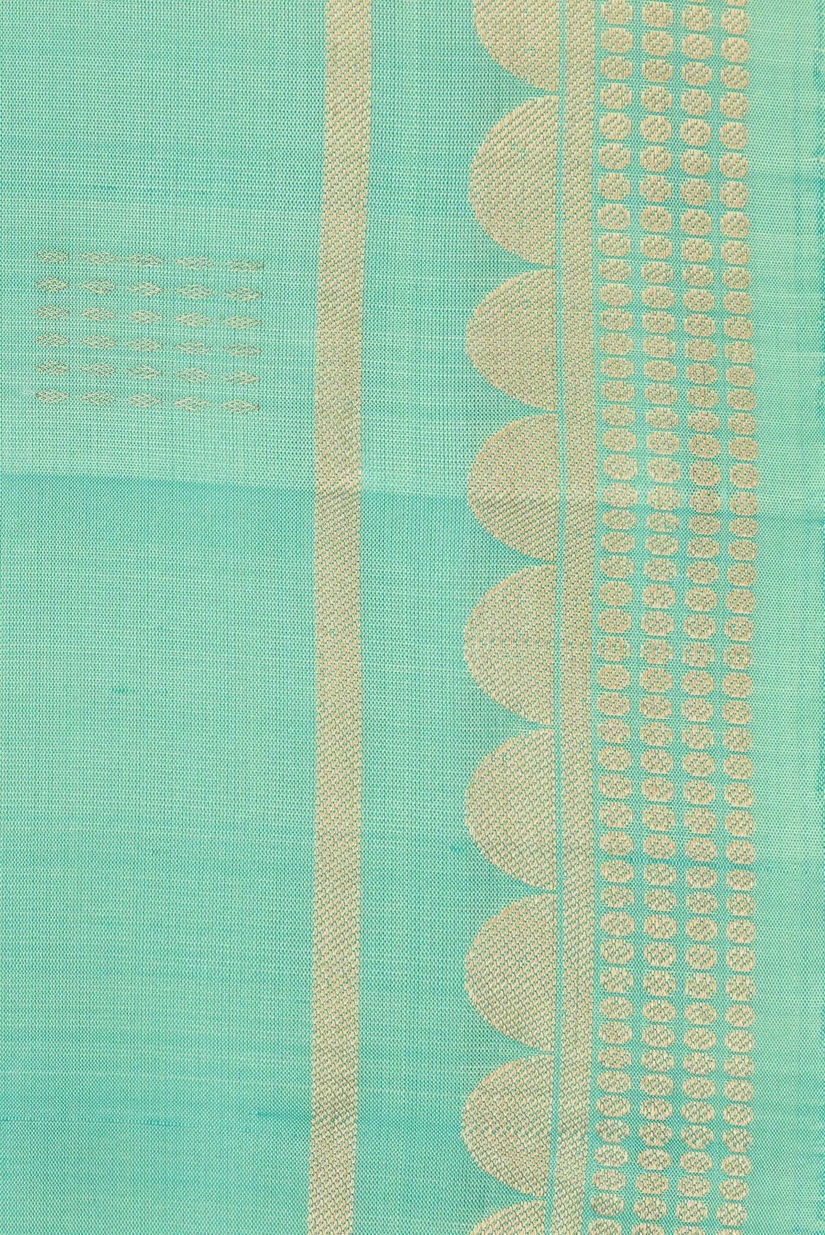Border image of Pure Silk Pista Green Dual Tone Soft Saree with Zari Butta on the body and Zari Border. 