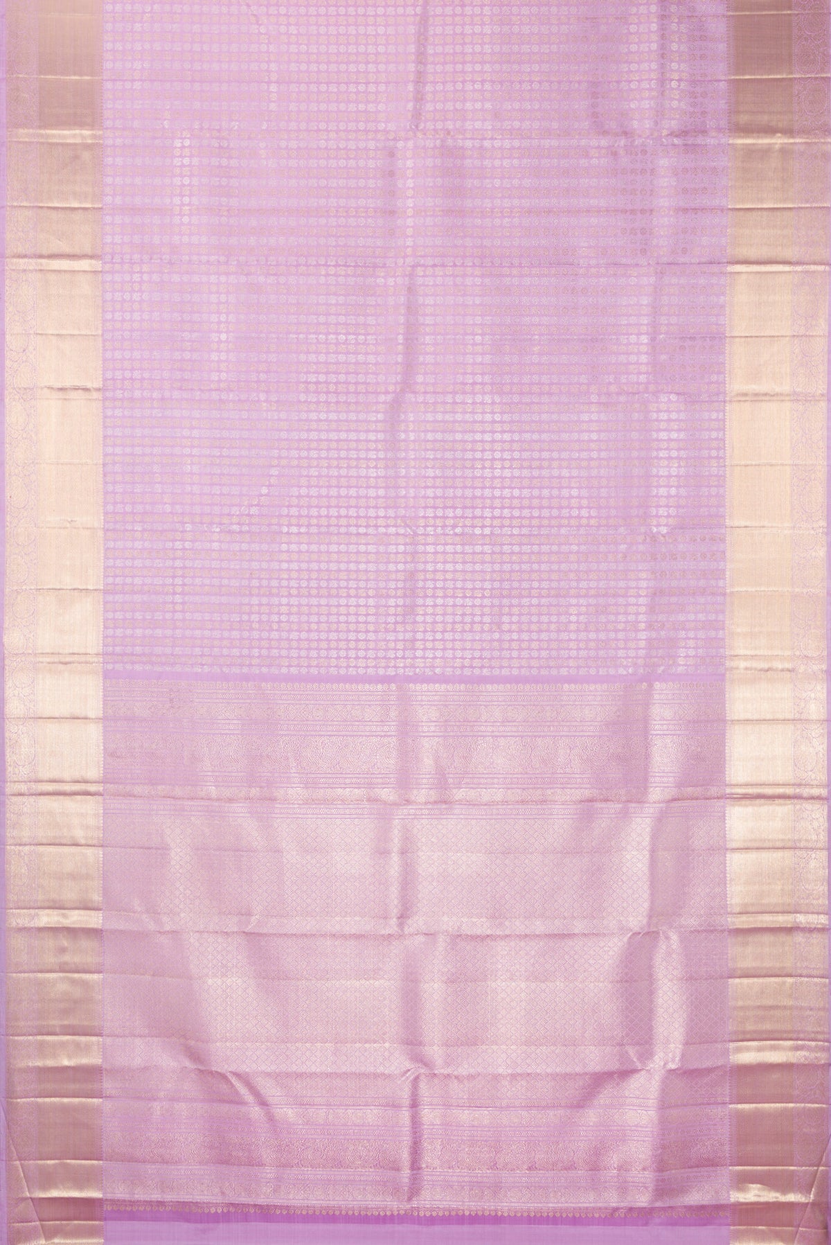 Flat view of Pure Silk Lavender Kanchipuram Saree with Zari Brocade on the body and Zari Border. 