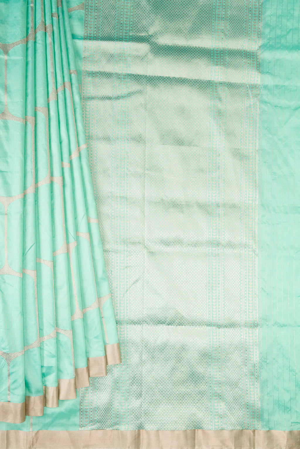 Pleats and pallu of Pure Silk Sea Green Banarasi Saree with Zari Brocade on the body and Zari Border. 