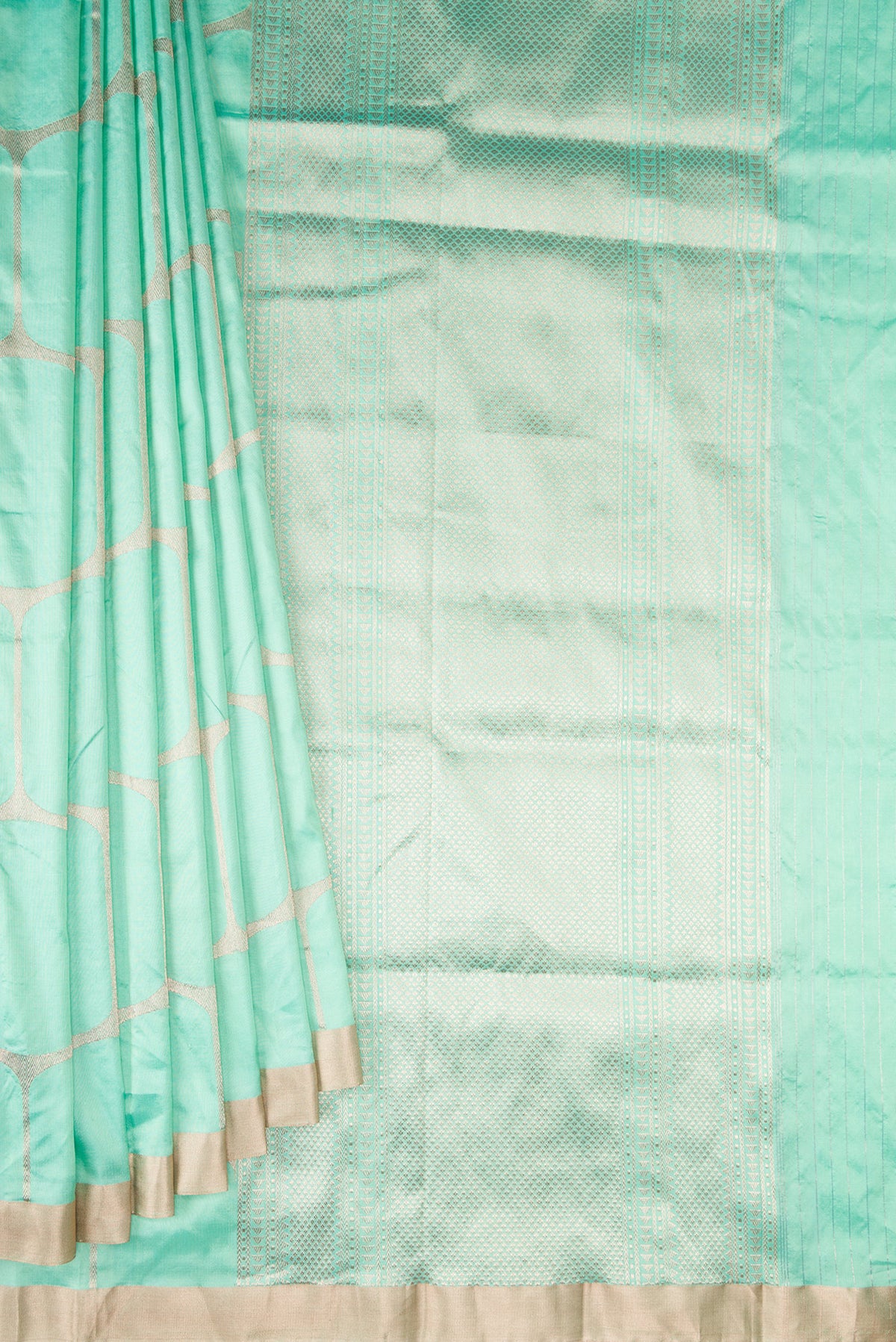 Pleats and pallu of Pure Silk Sea Green Banarasi Saree with Zari Brocade on the body and Zari Border. 