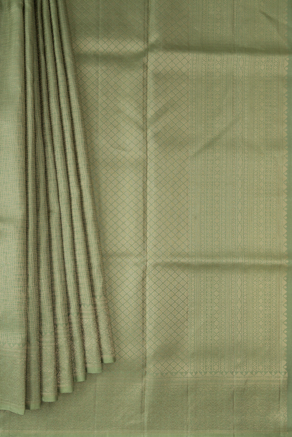 Pleats and pallu of Pure Silk Olive Green Soft Saree with Zari Brocade on the body and Fancy Border. 