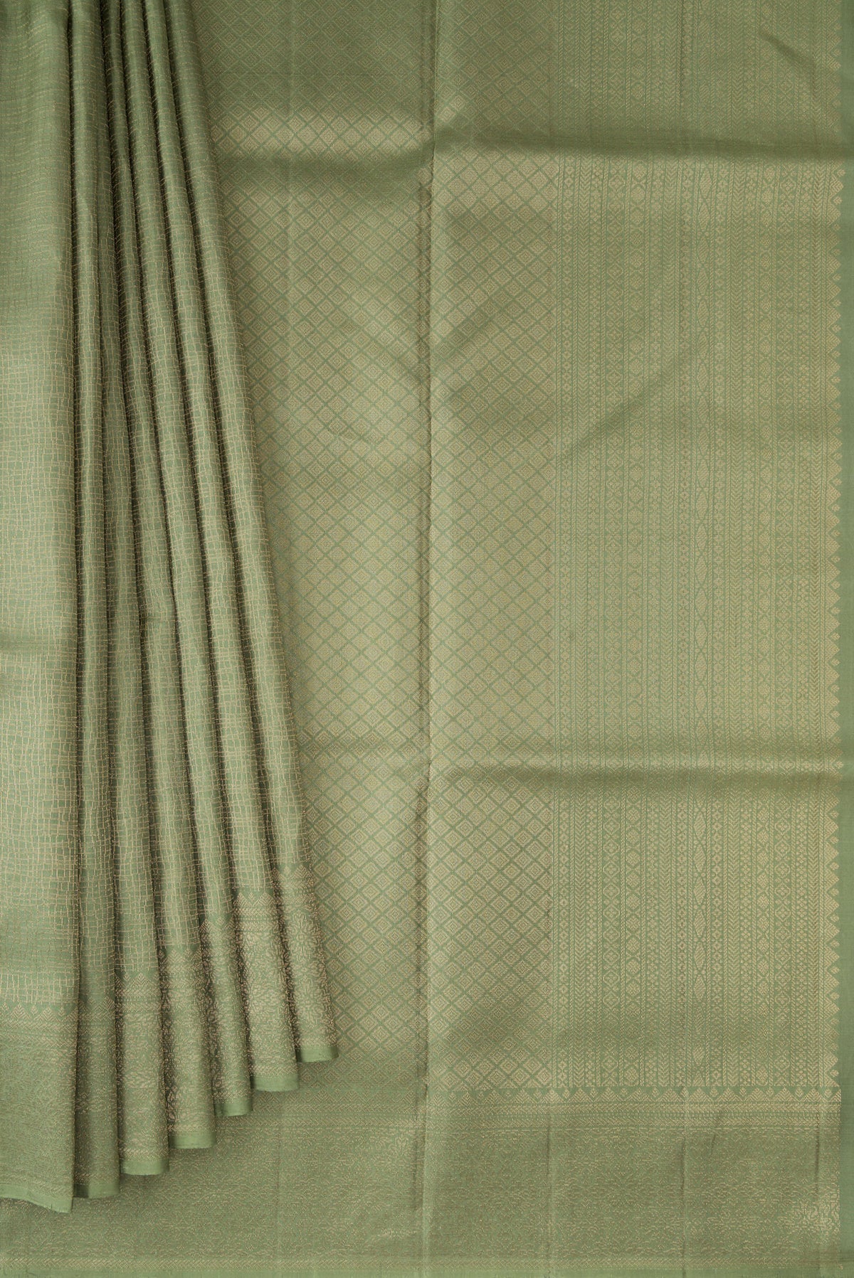Pleats and pallu of Pure Silk Olive Green Soft Saree with Zari Brocade on the body and Fancy Border. 