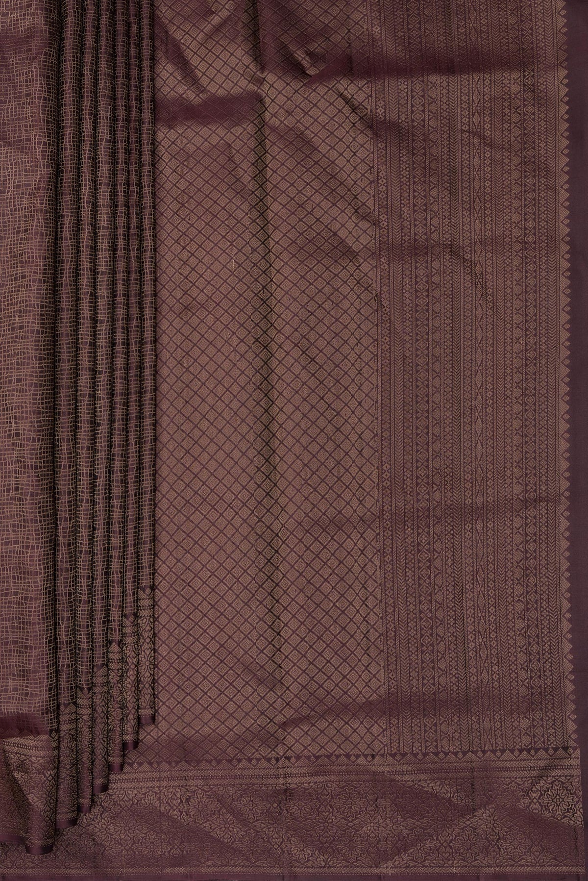 Pleats and pallu of Pure Silk Coffee Brown Soft Saree with Zari Brocade on the body and Fancy Border. 
