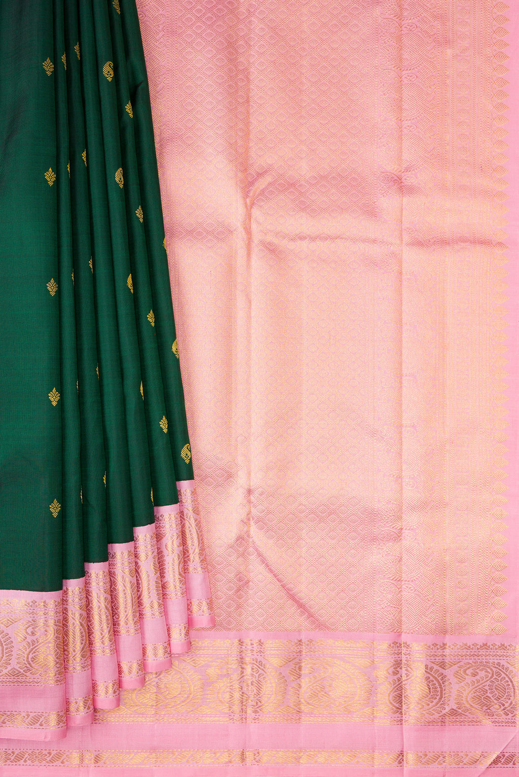Pleats and pallu of Pure Silk Bottle Green Kanchipuram Saree with Zari Butta on the body and Zari Border. 