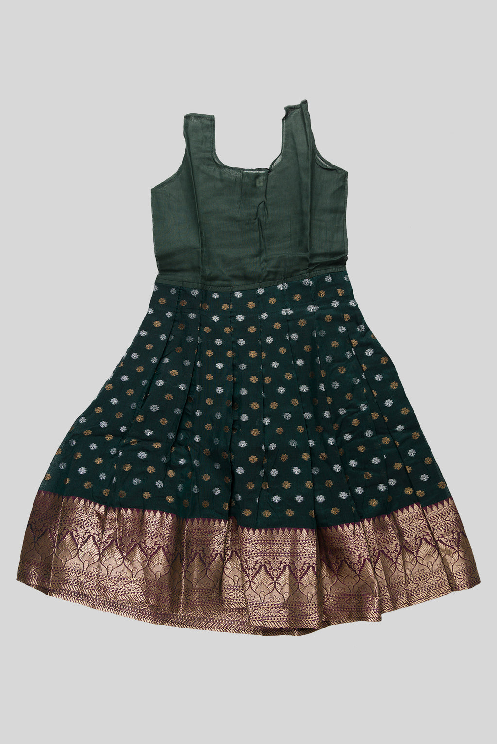 Skirt Image of Magenta Readymade Cotton Pavadai Set with Zari Butta on the body and Zari Border