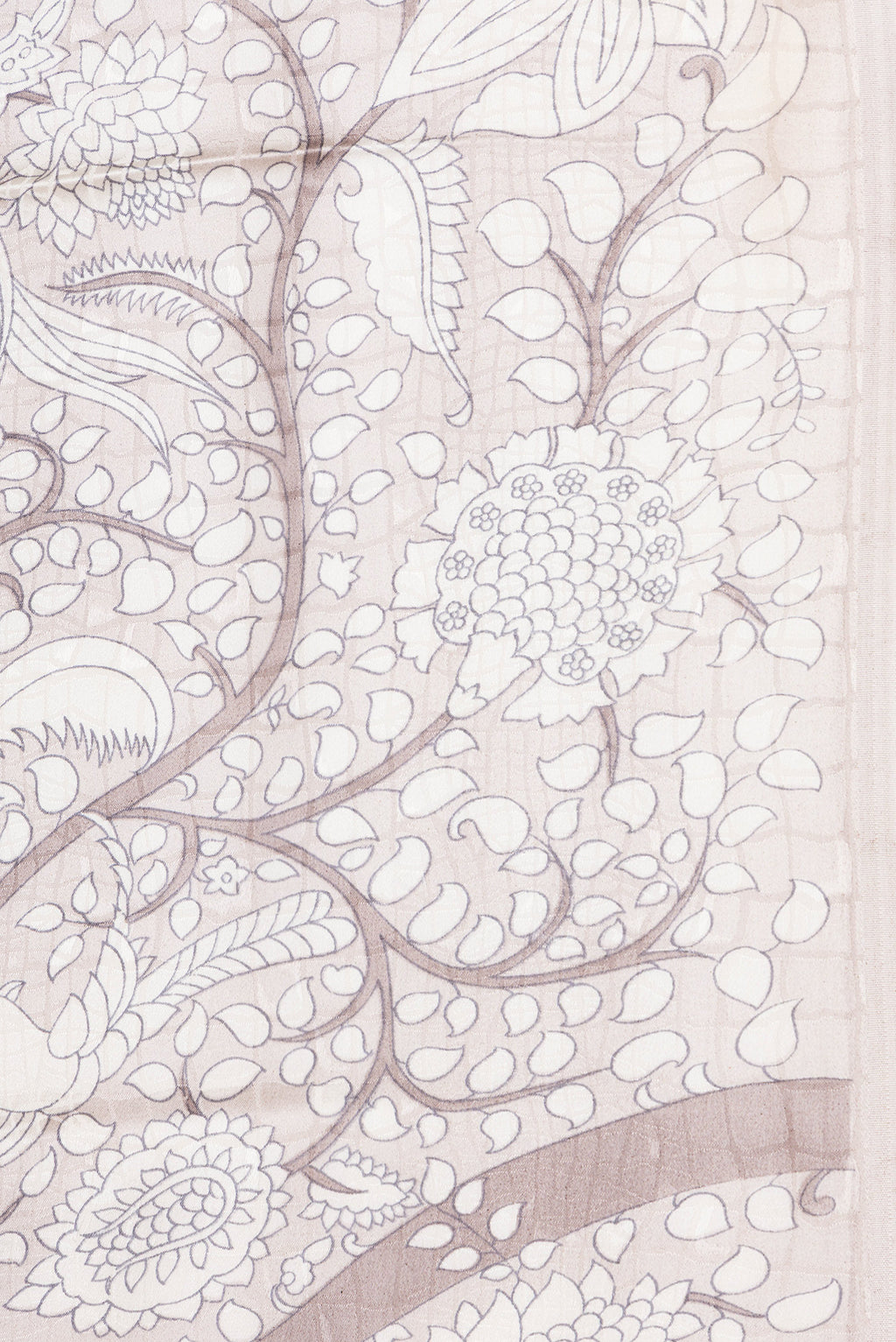 Border image of Grey Dual Tone Mysore Crepe Saree with Printed design on the body and Without Border. 