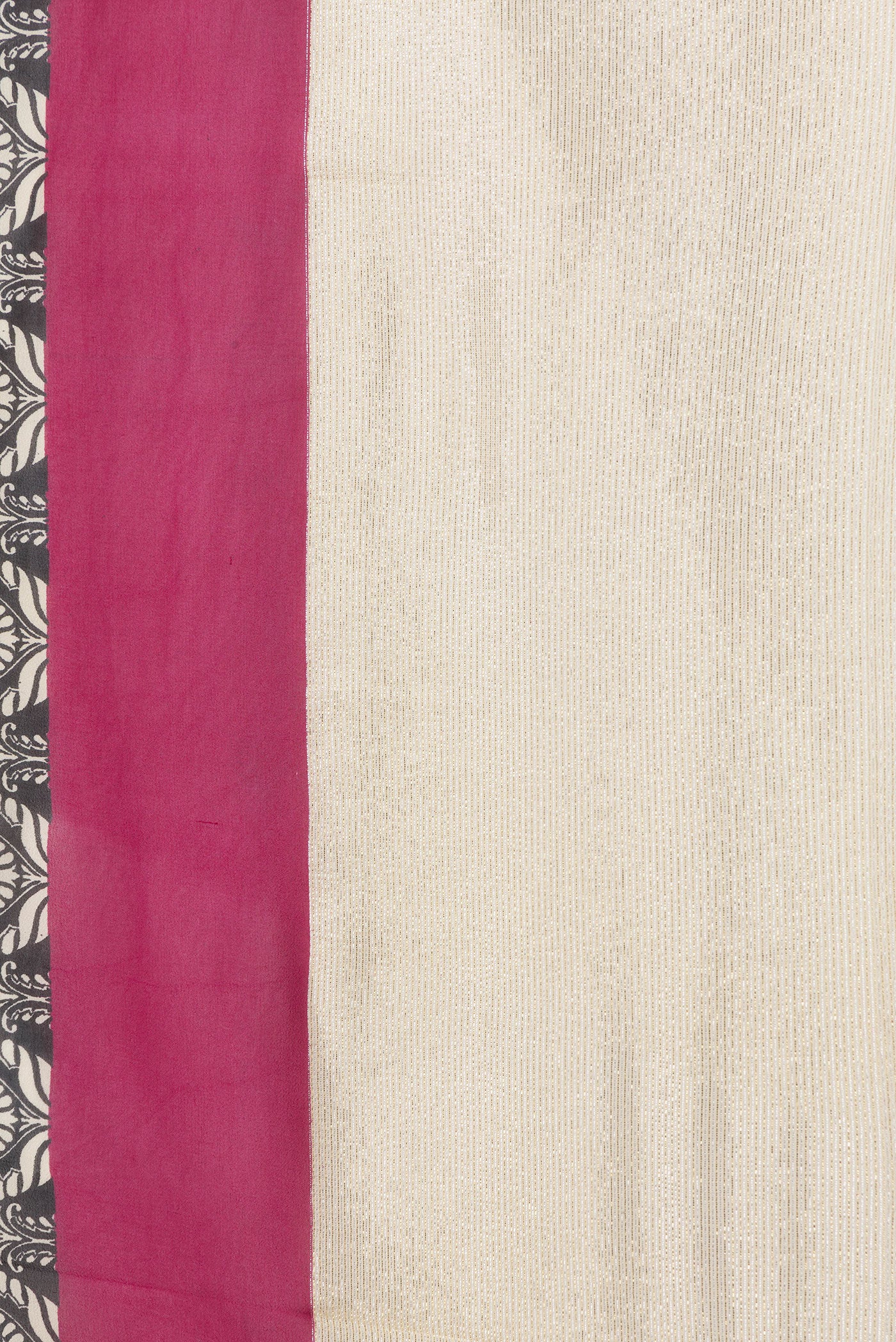 Border image of Black Dual Tone Mysore Georgette Saree with Printed design on the body and Zari Border. 