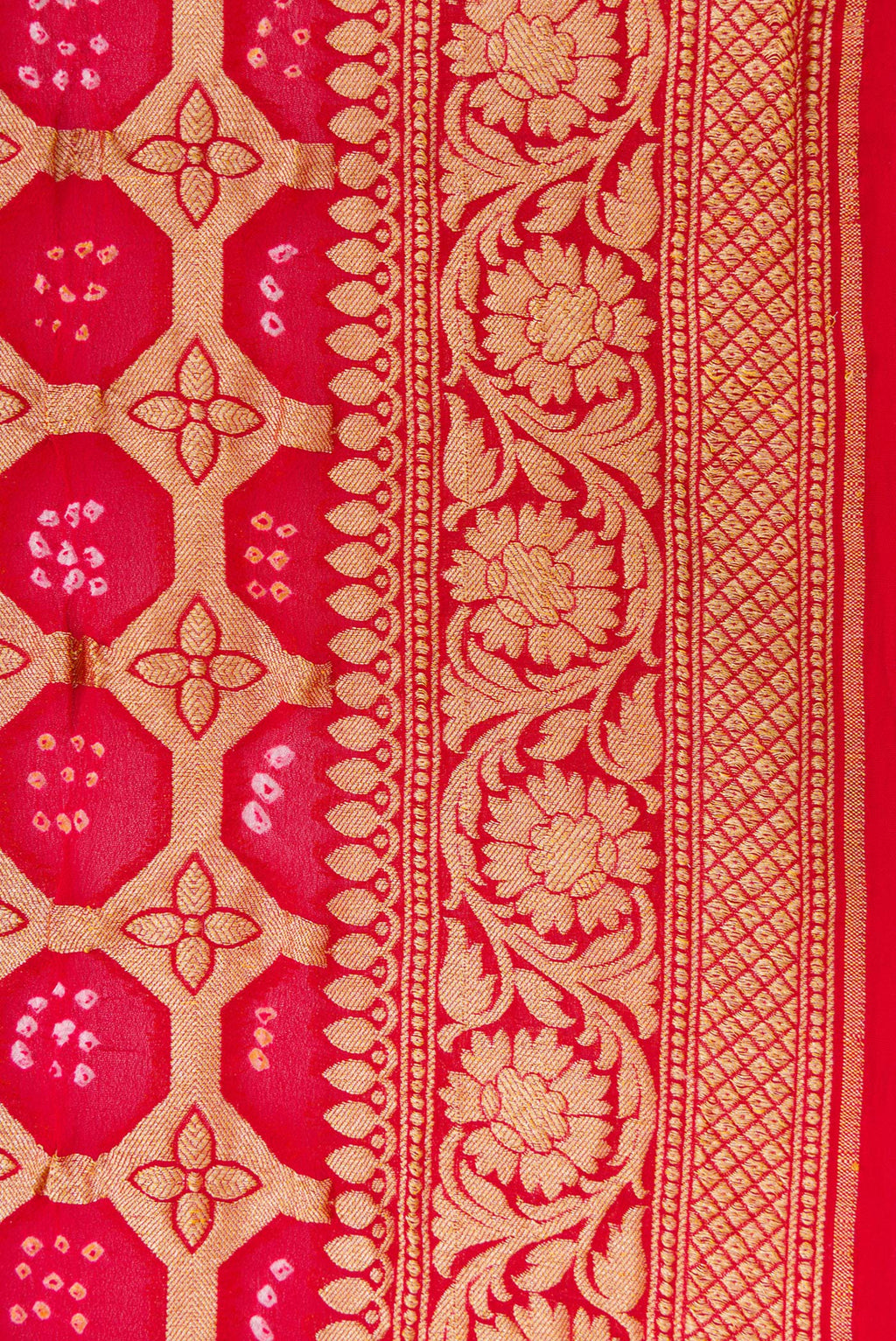 Border image of Pink and Red Color Bandhani Silk Saree with Bandhani Print on the body and Zari Border. 