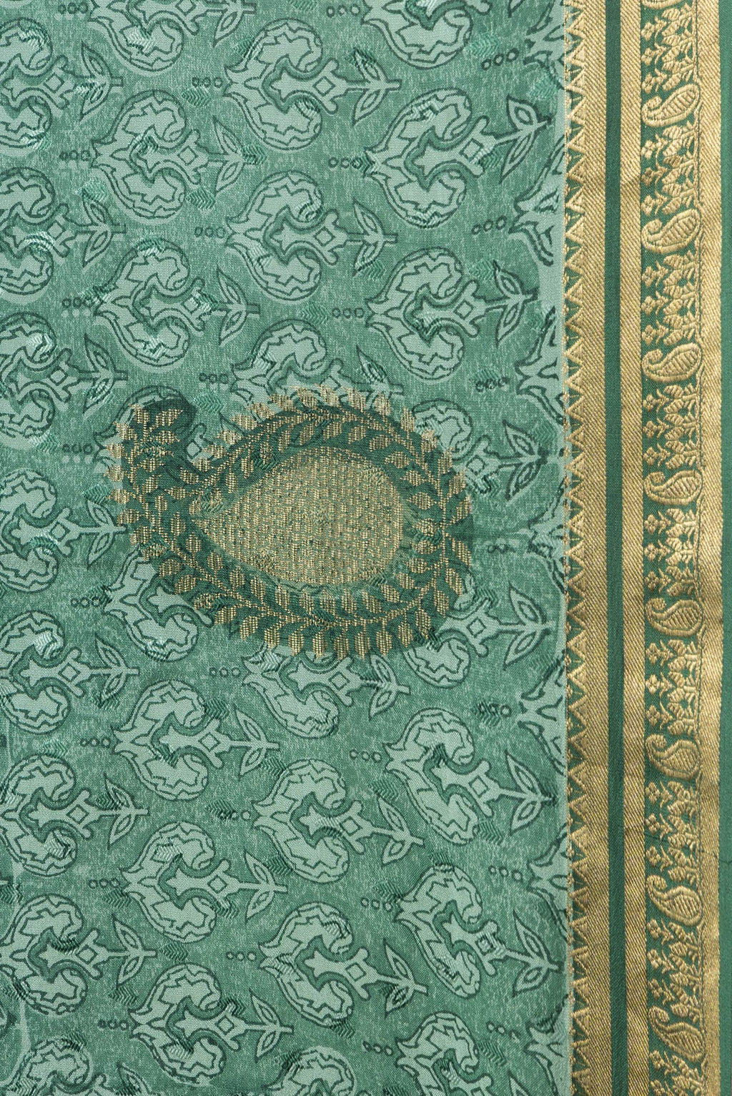 Border image of Green Dual Tone Mysore Crepe Saree with Printed design on the body and Zari Border. 