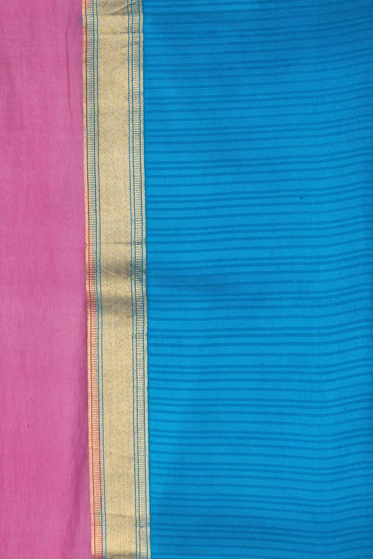 Border image of Pink Dual Tone Georgette Saree with Plain Body and Zari Border. 