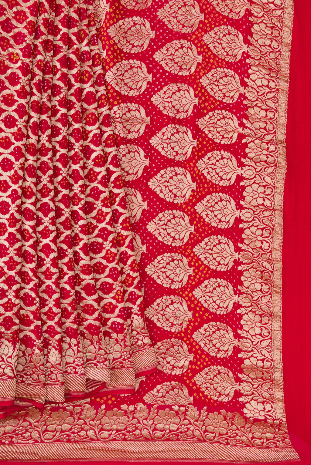 Pleats and pallu of Red Dual Tone Banarasi Georgette Saree with Zari Brocade on the body and Fancy Border. 