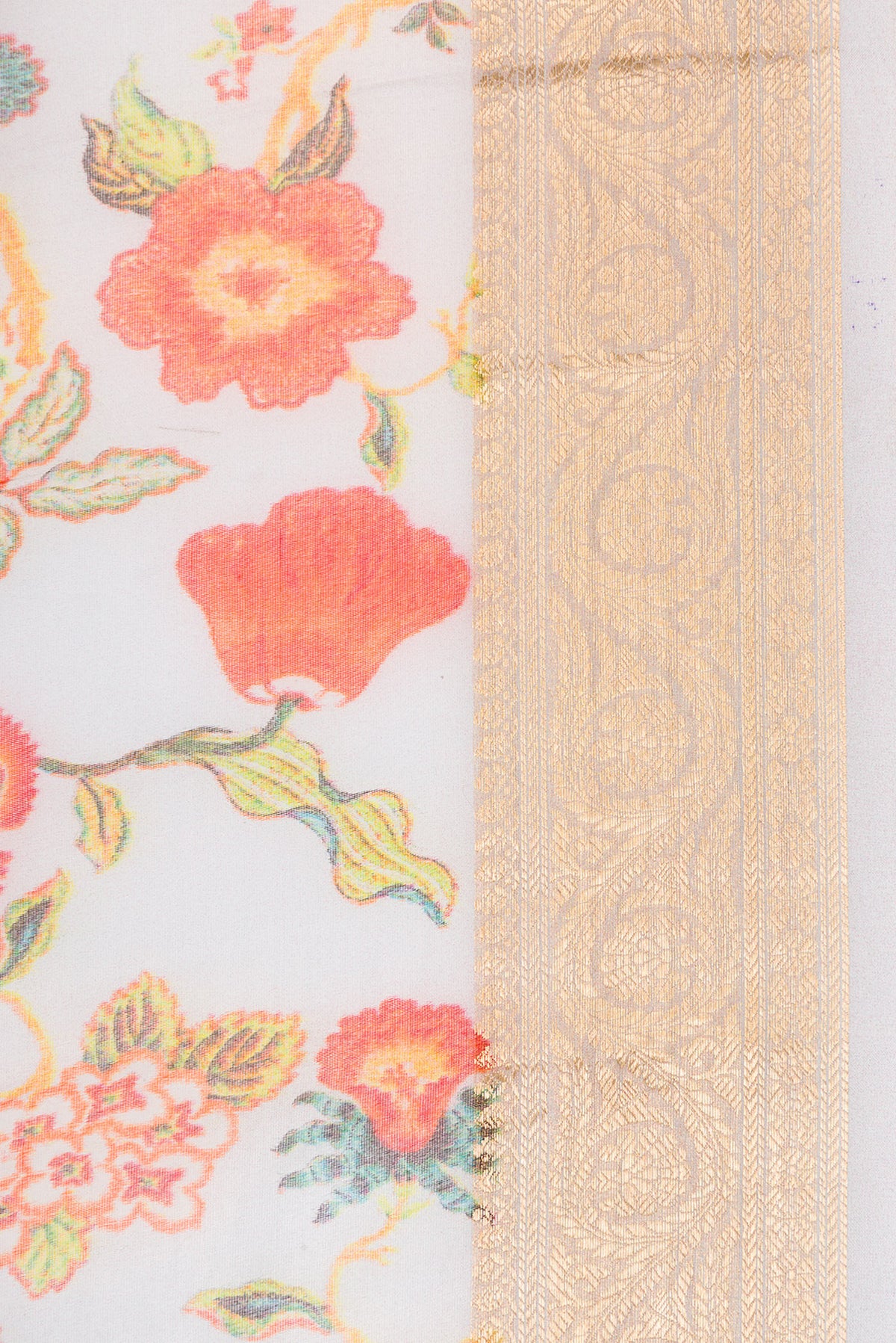 Border image of Grey Dual Tone Organza Silk Saree with Printed design on the body and Zari Border. 