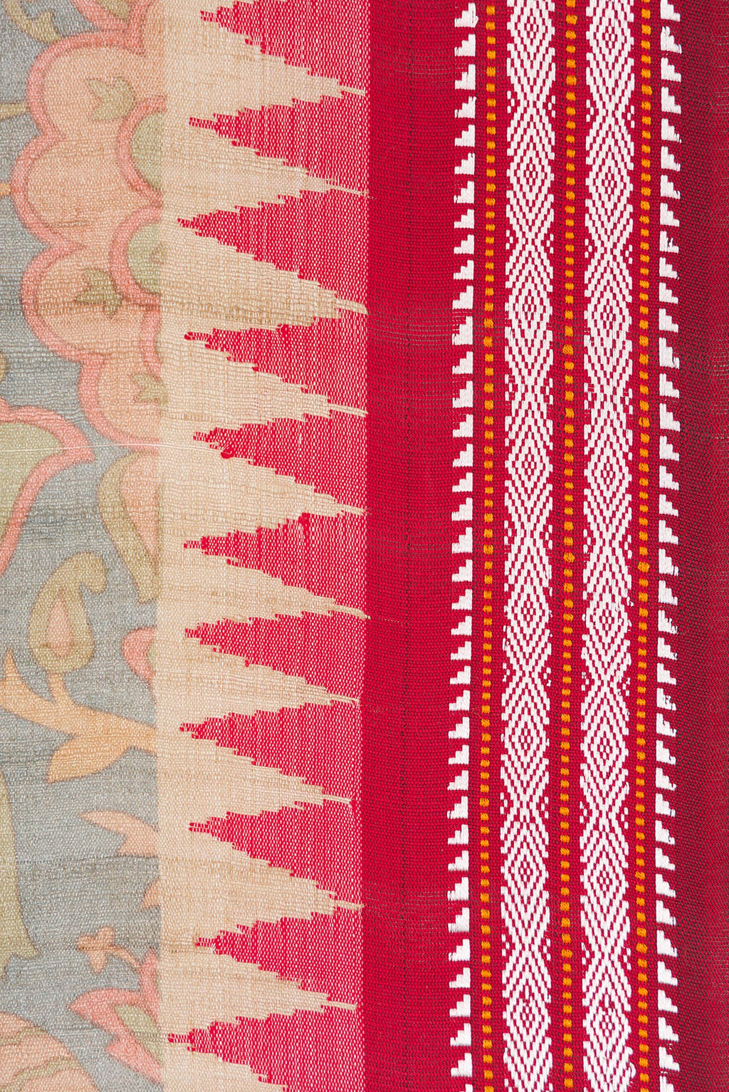 Border image of Beige Dual Tone Tussar Silk Saree with Printed design on the body and Thread Border. 