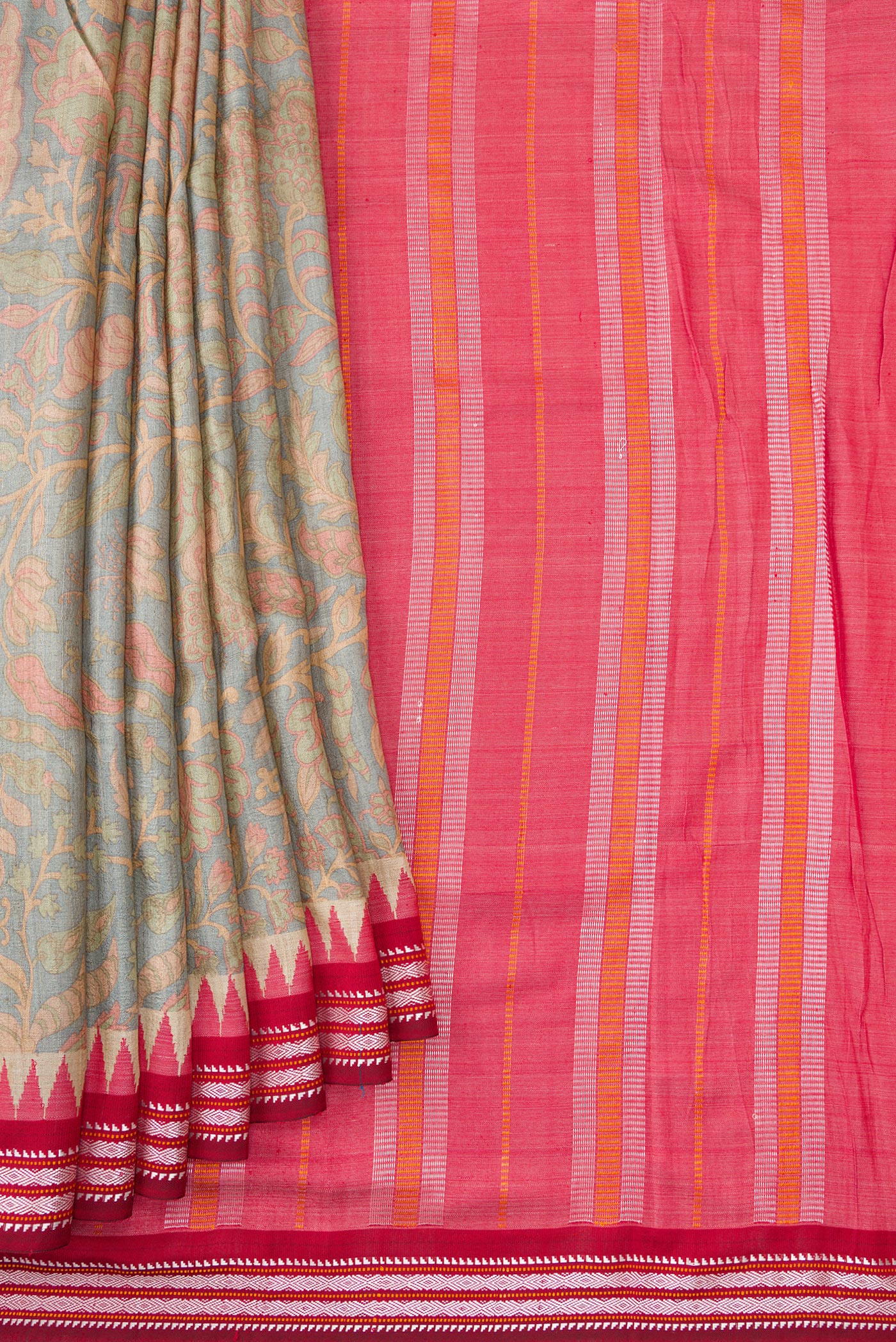 Pleats and pallu of Beige Dual Tone Tussar Silk Saree with Printed design on the body and Thread Border. 