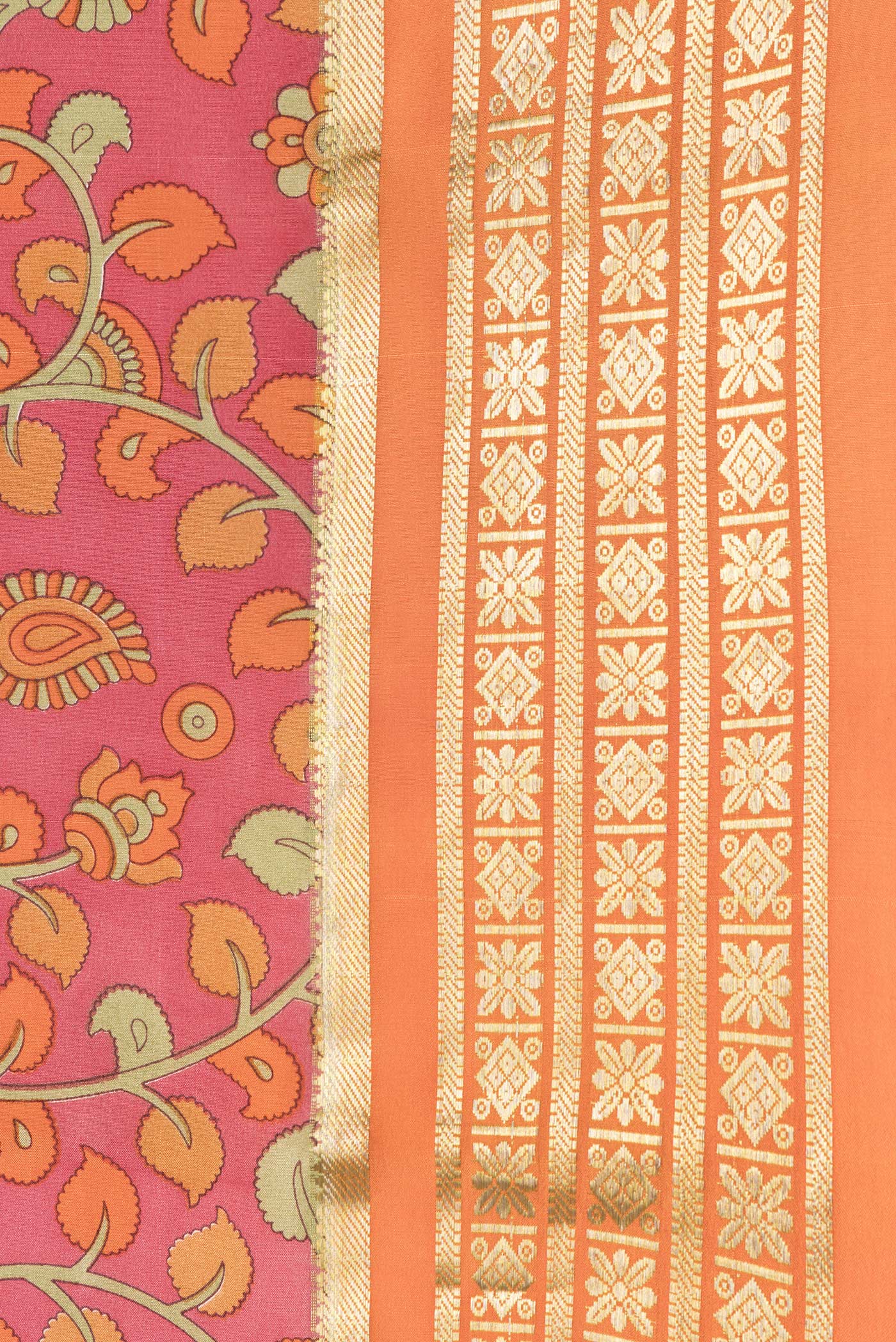 Border image of Pink Dual Tone Mysore Crepe Saree with kalamkari Print on the body and Zari Border. 