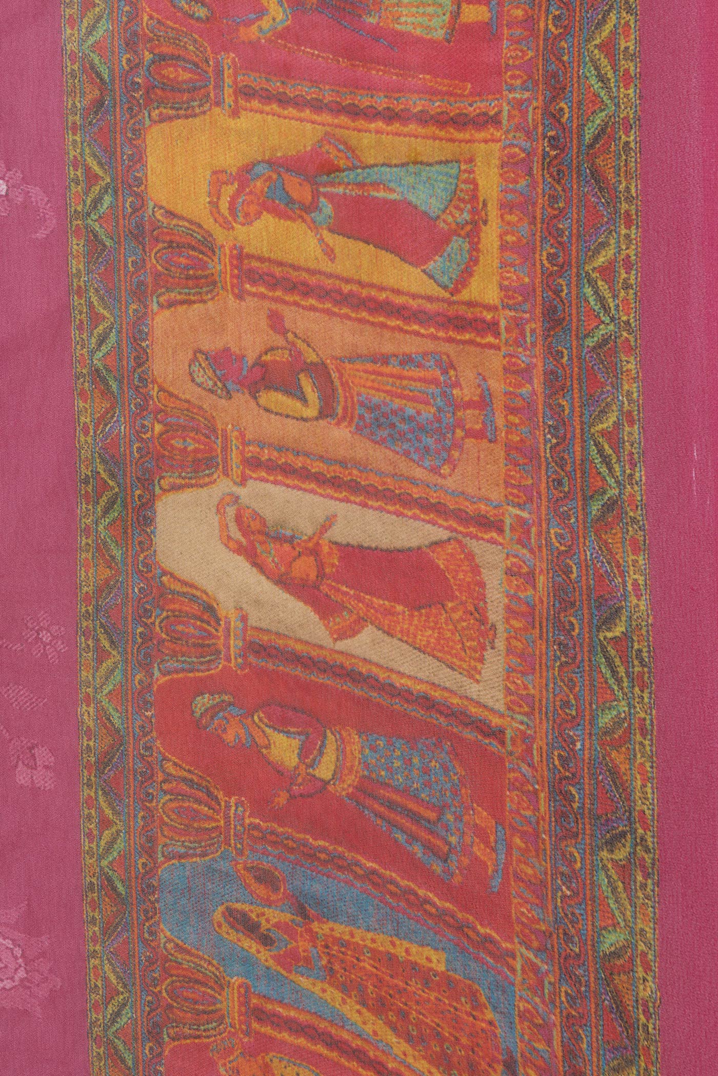 Border image of Pink Dual Tone Mysore Georgette Saree with Printed design on the body and Printed Border. 