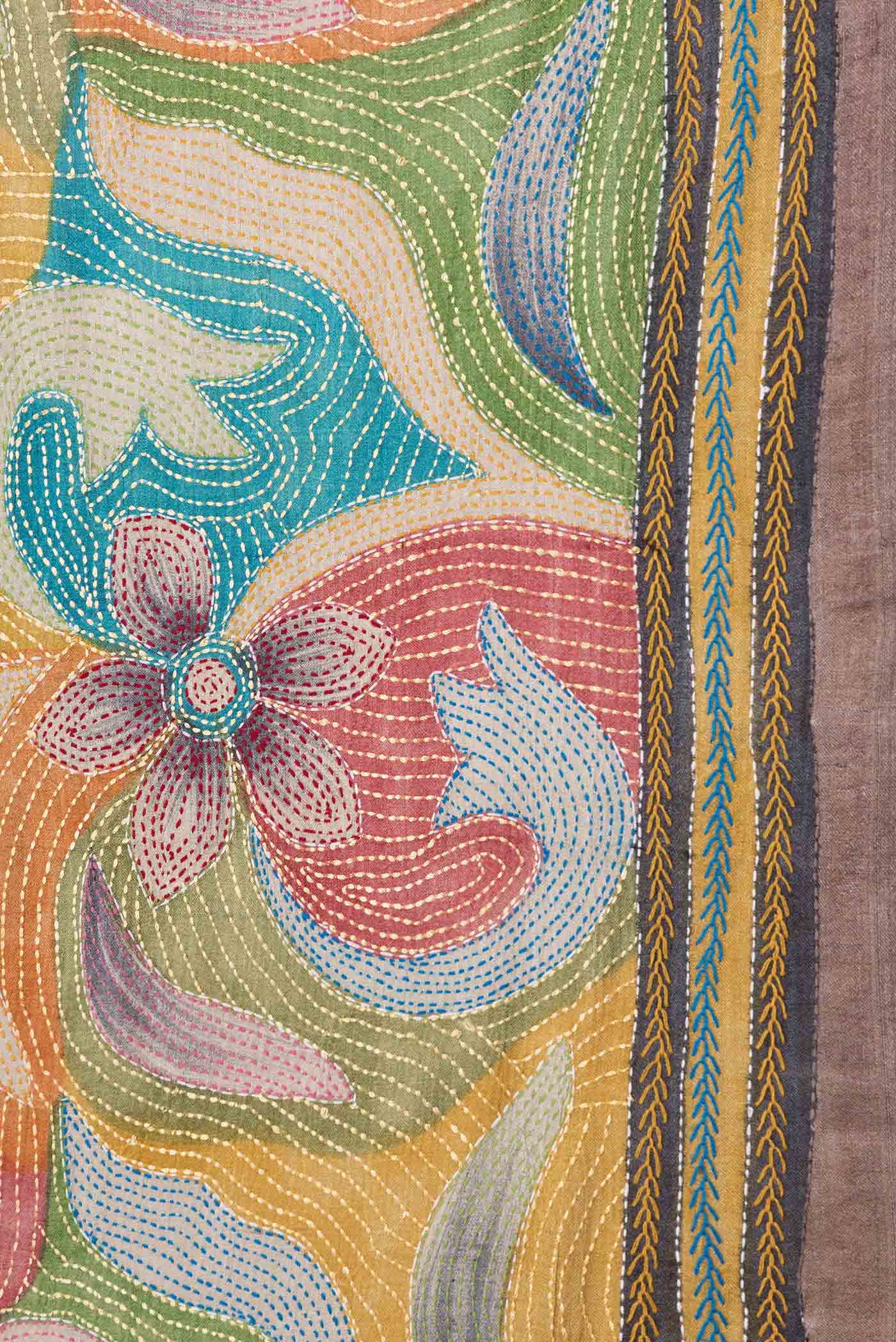 Border image of Beige Dual Tone Tussar Saree with Printed design on the body and Embroidery Border. 