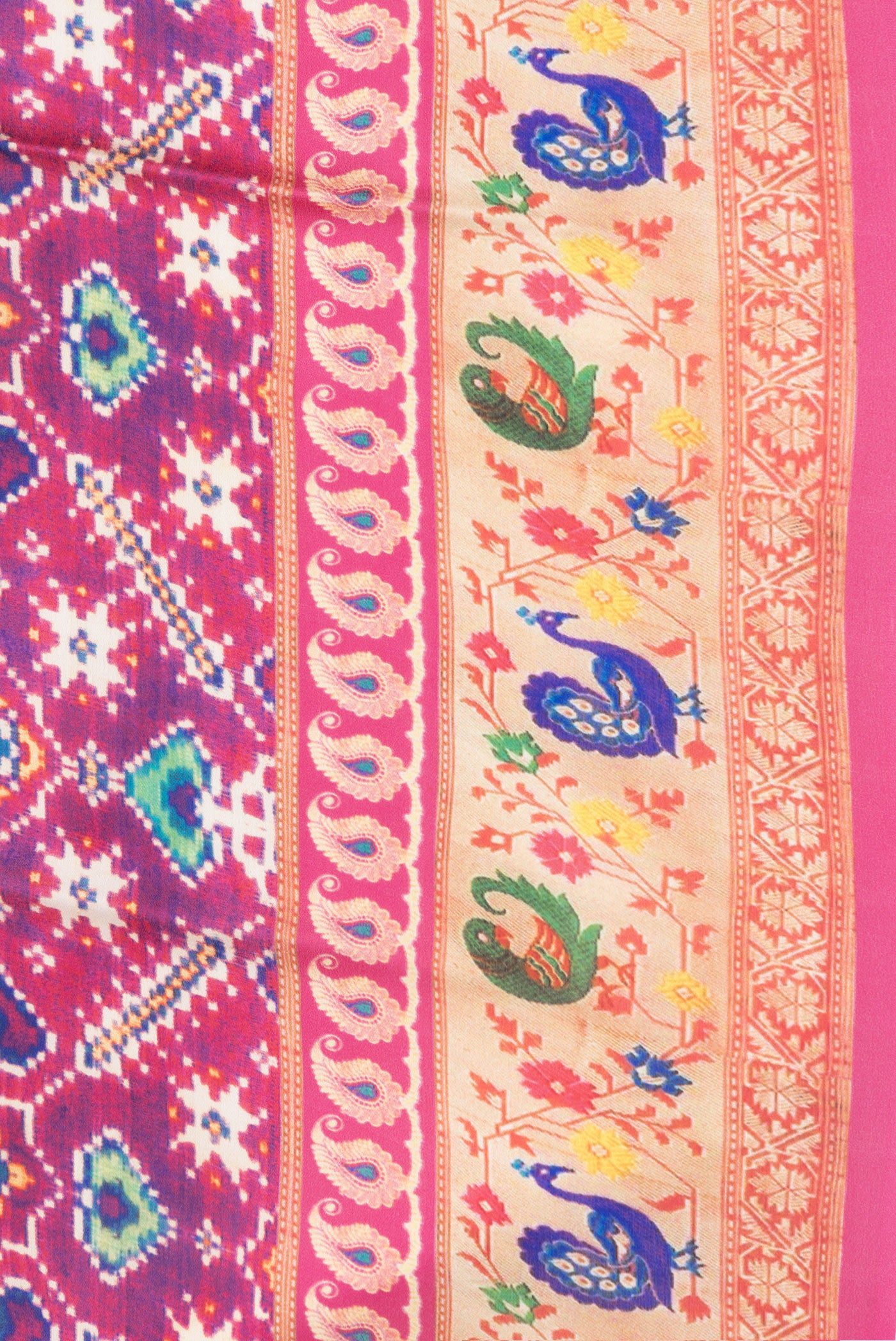 Border image of Purple Dual Tone Mysore Crepe Saree with Printed design on the body and Printed Border. 