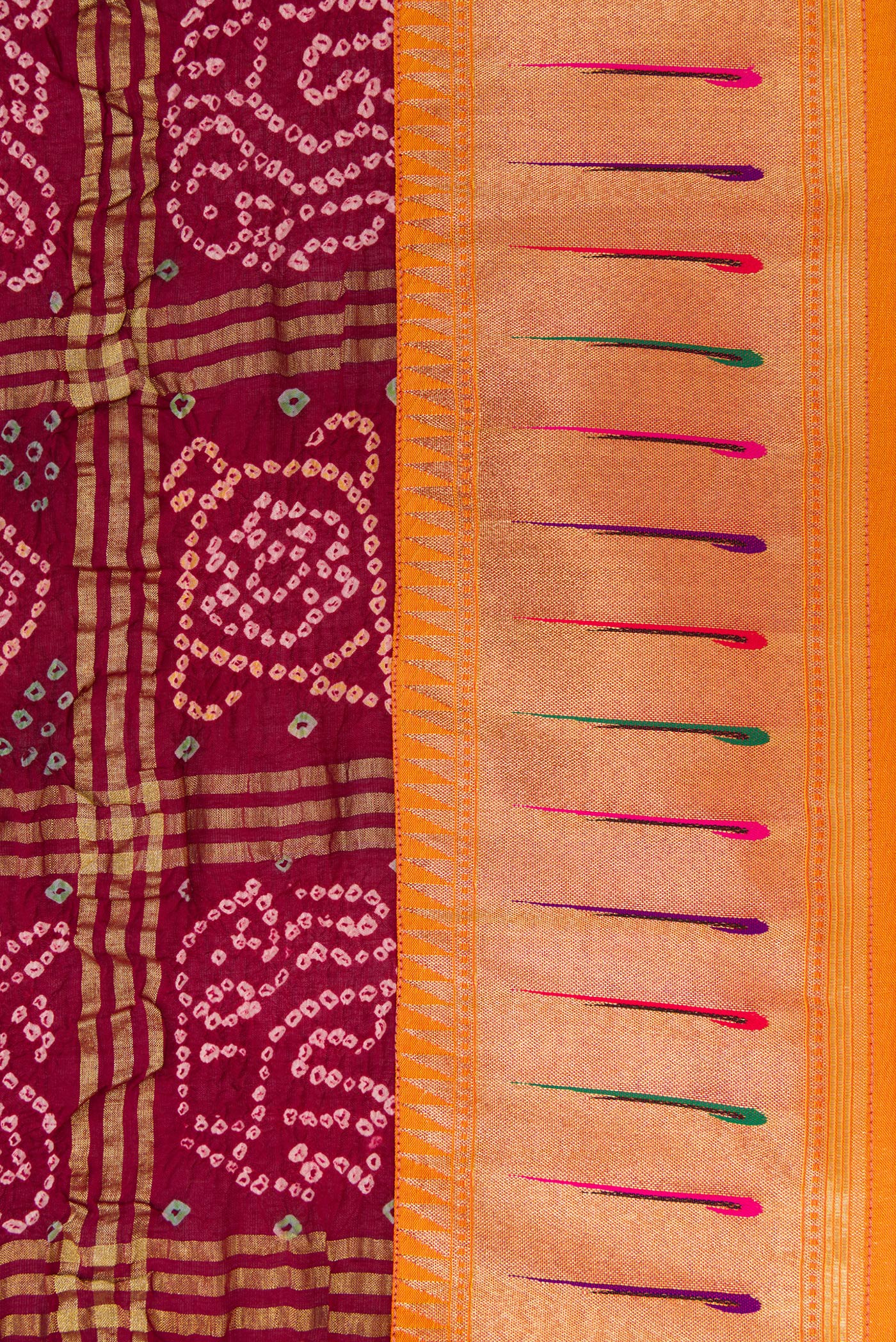 Border image of Maroon Dual Tone Bandhani Silk Saree with Bandhani Print on the body and Paithani Border. 