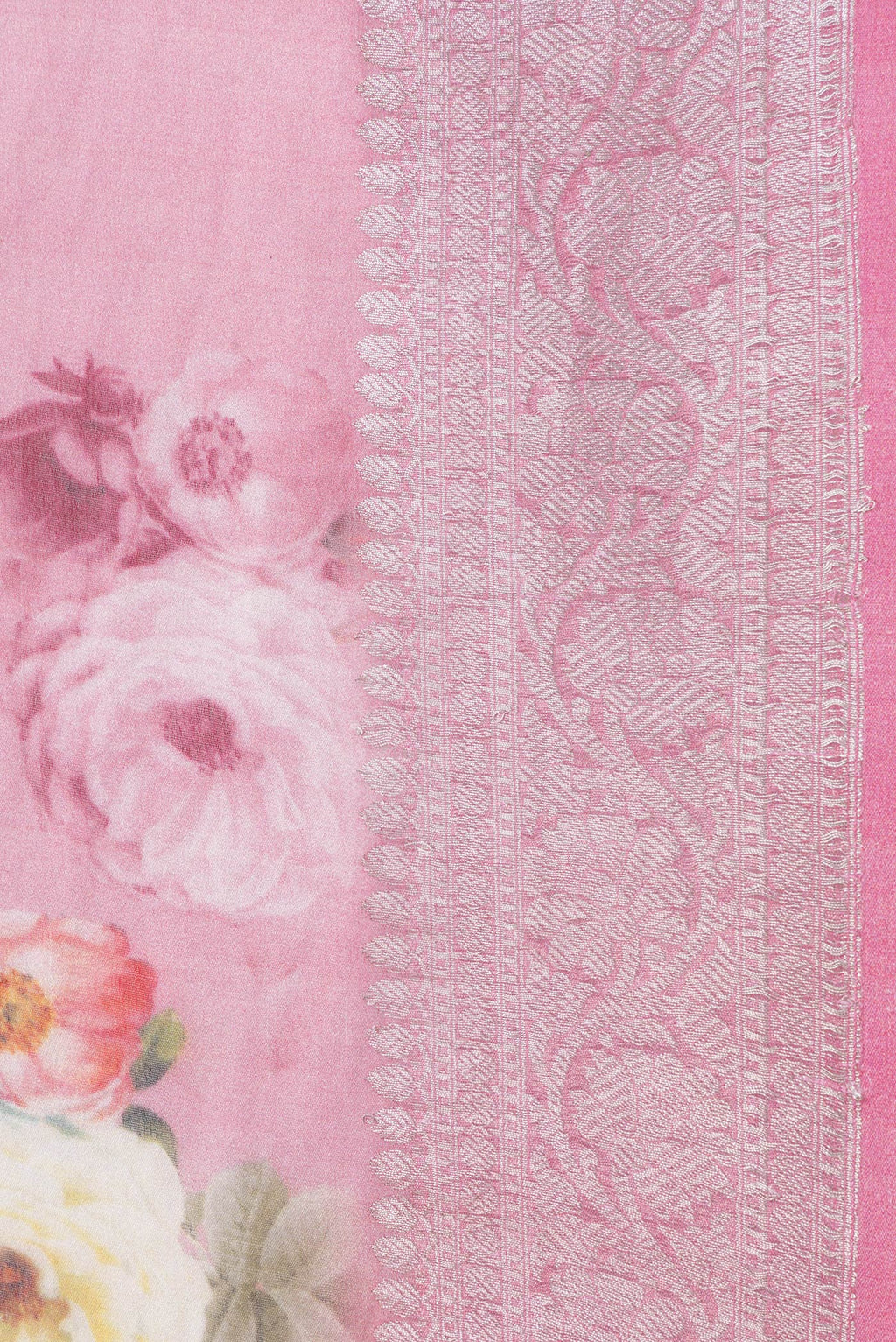 Border image of Pink Dual Tone Mysore Georgette Saree with Printed design on the body and Zari Border. 