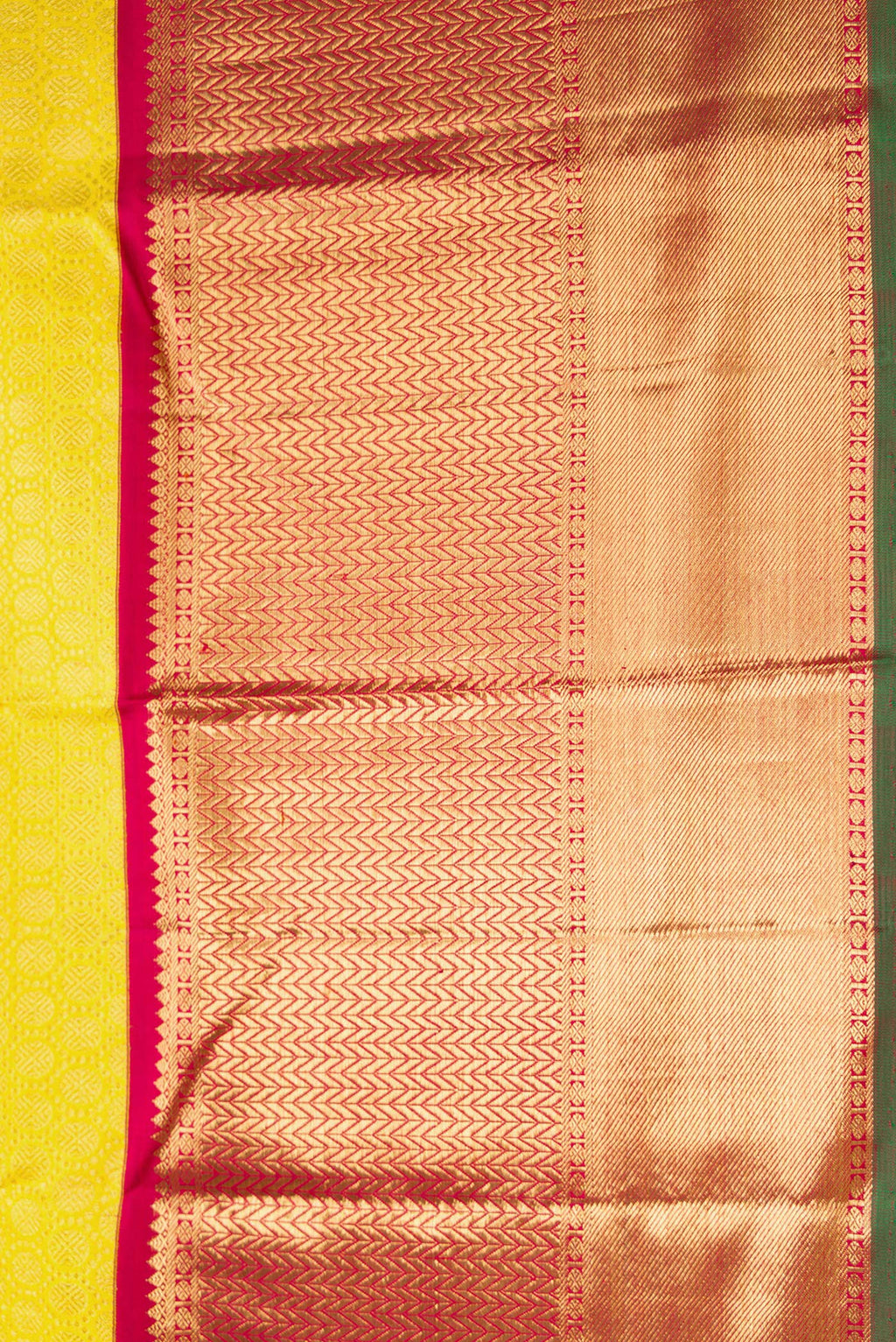 Border image of Pure Silk Pure Zari Parrot Green Dual Tone Kanjivaram Saree with Zari Brocade on the body and Zari Border. 