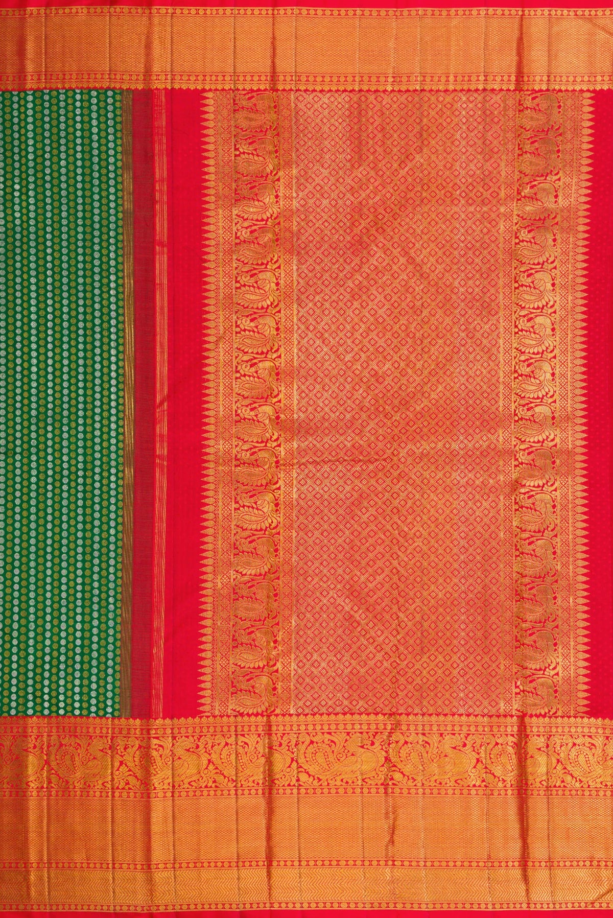 Close up image of the pallu of Green Kanjivaram Silk Saree with Zari Brocade on the body and Zari Border. 