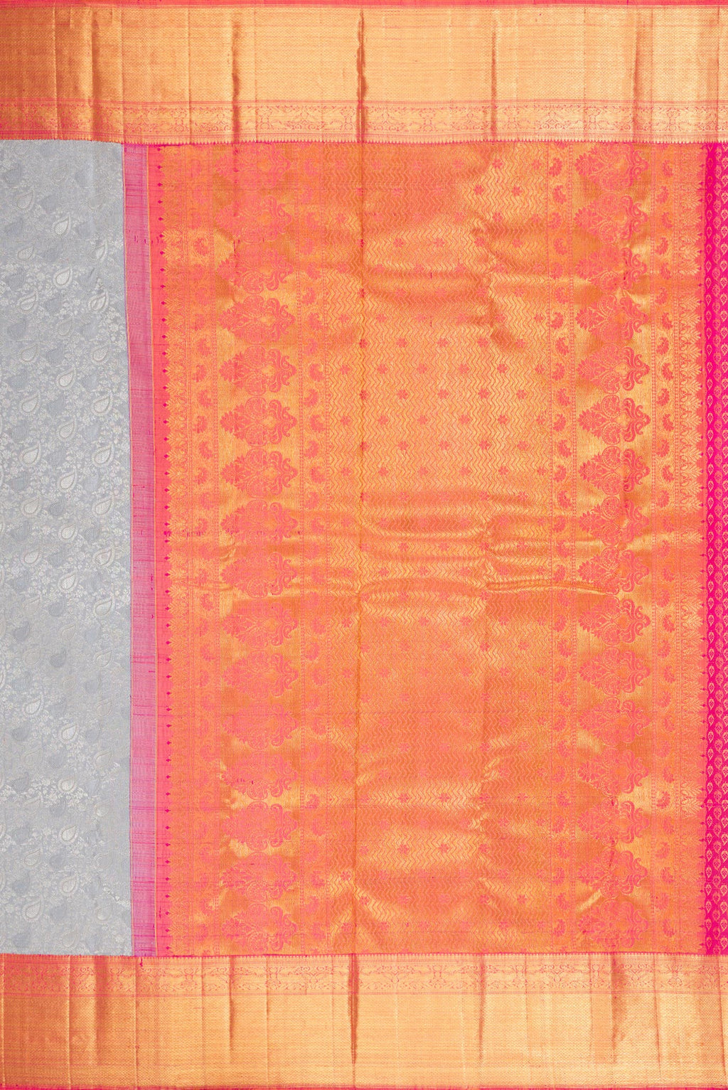 Close up image of the pallu of Grey Dual Tone Kanchipuram Silk Saree with Jacquard With Zari Butta on the body and Zari Border. 