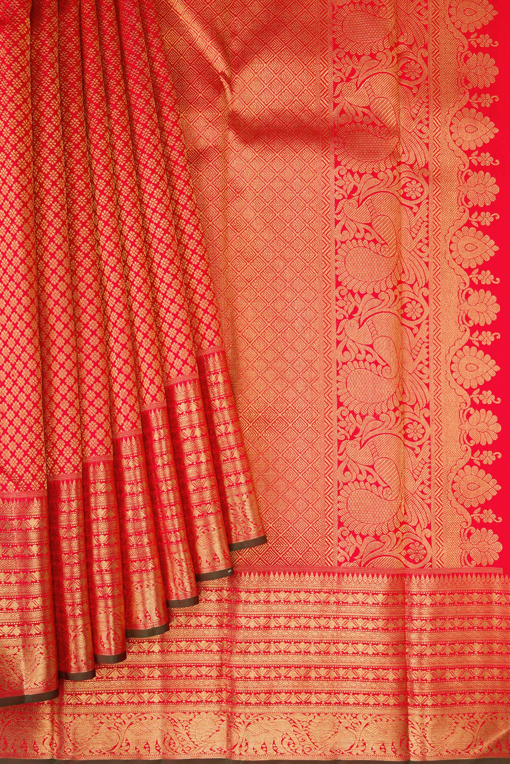Pleats and pallu of Pure Silk Pure Zari Red Kanjivaram Saree with Zari Brocade on the body and Zari Border. 