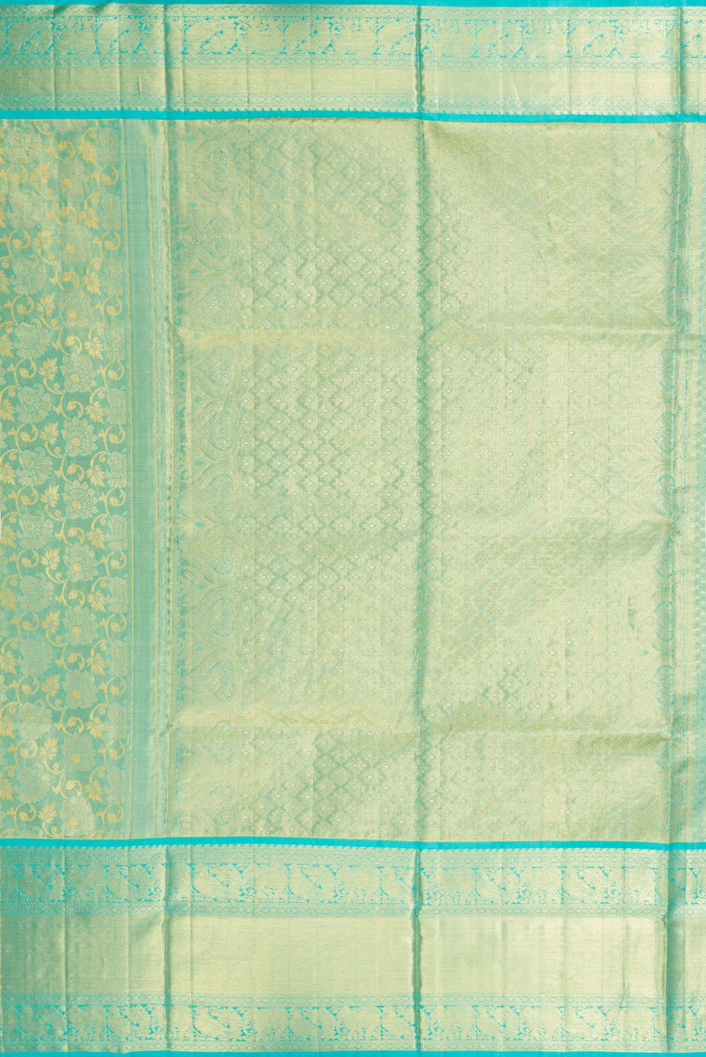 Close up image of the pallu of Sky Blue Dual Tone Kanchipuram Tissue Silk Saree with Zari Brocade on the body and Zari Border. 
