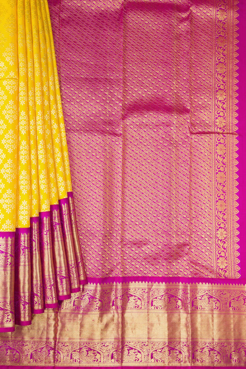 Pleats and pallu of Yellow Dual Tone Kanjivaram Silk Saree with Zari Brocade on the body and Zari Border. 