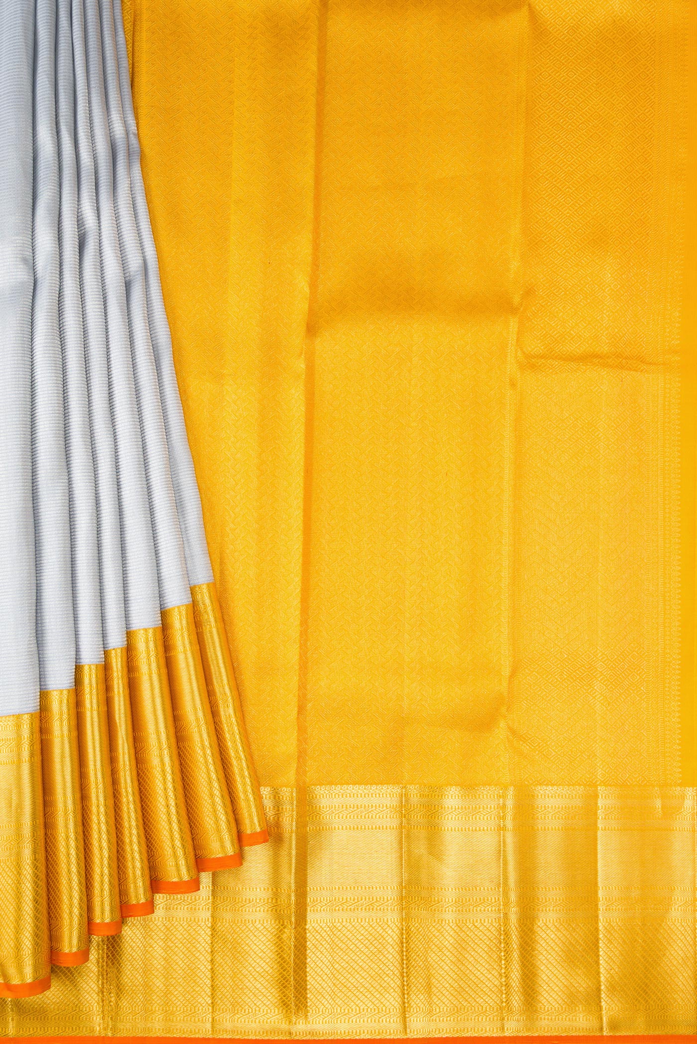 Pleats and pallu of Grey Dual Tone Kanchipuram Silk Saree with Zari Brocade on the body and Zari Border. 