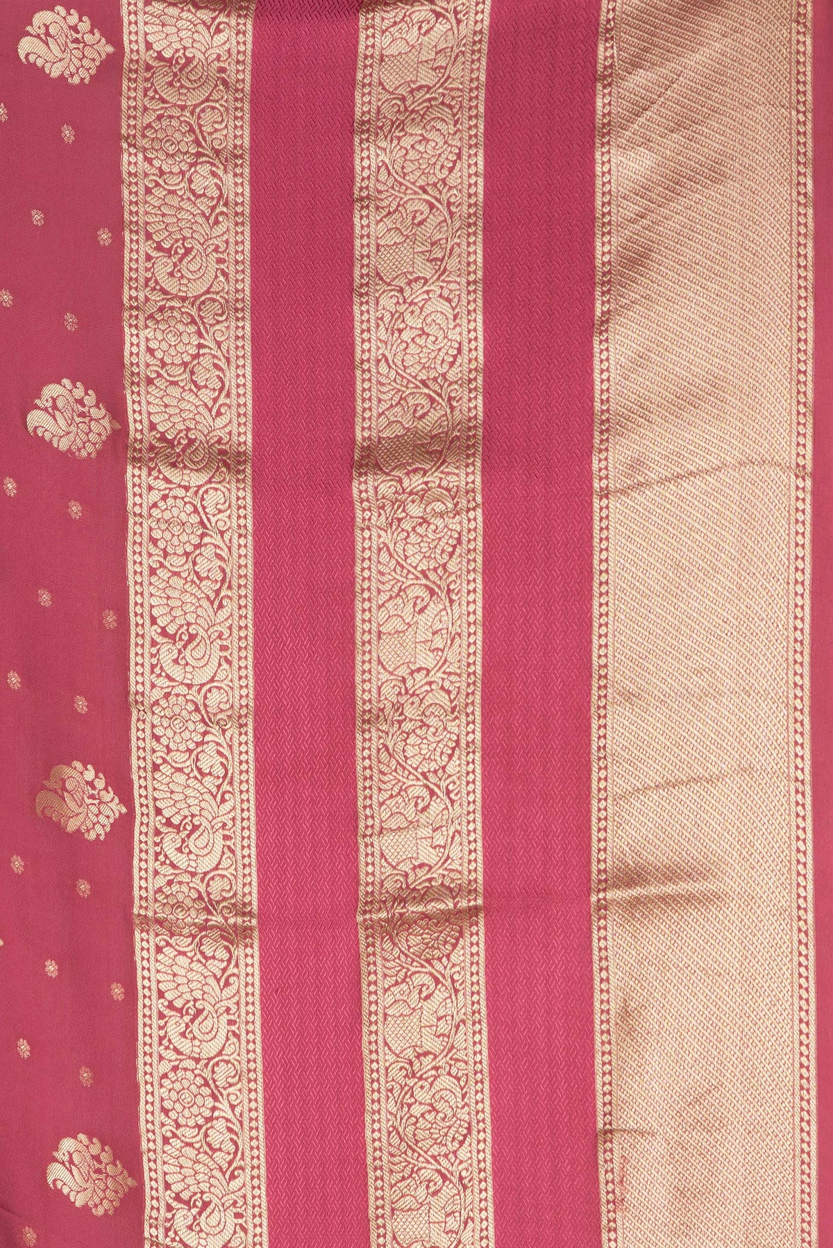 Border image of Pink Dual Tone Mysore Georgette Saree with Zari Butta on the body and Zari Border. 