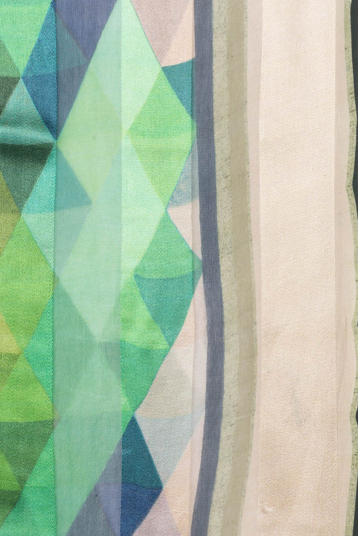 Border image of Green Dual Tone Mysore Crepe Saree with Printed design on the body and Zari Border. 