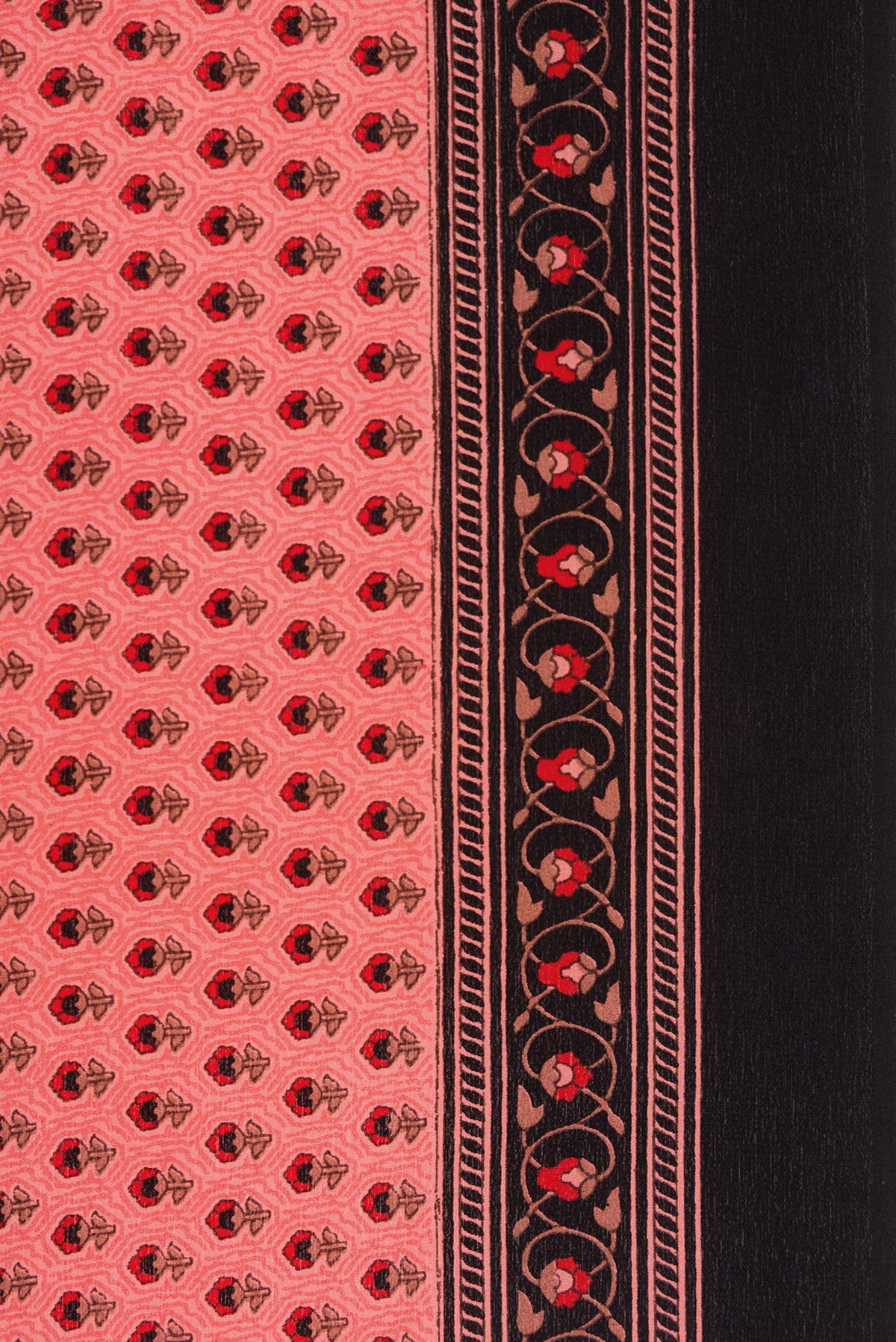 Border image of Pink Dual Tone Printed Silk Saree with Printed design on the body and Plain Border. 