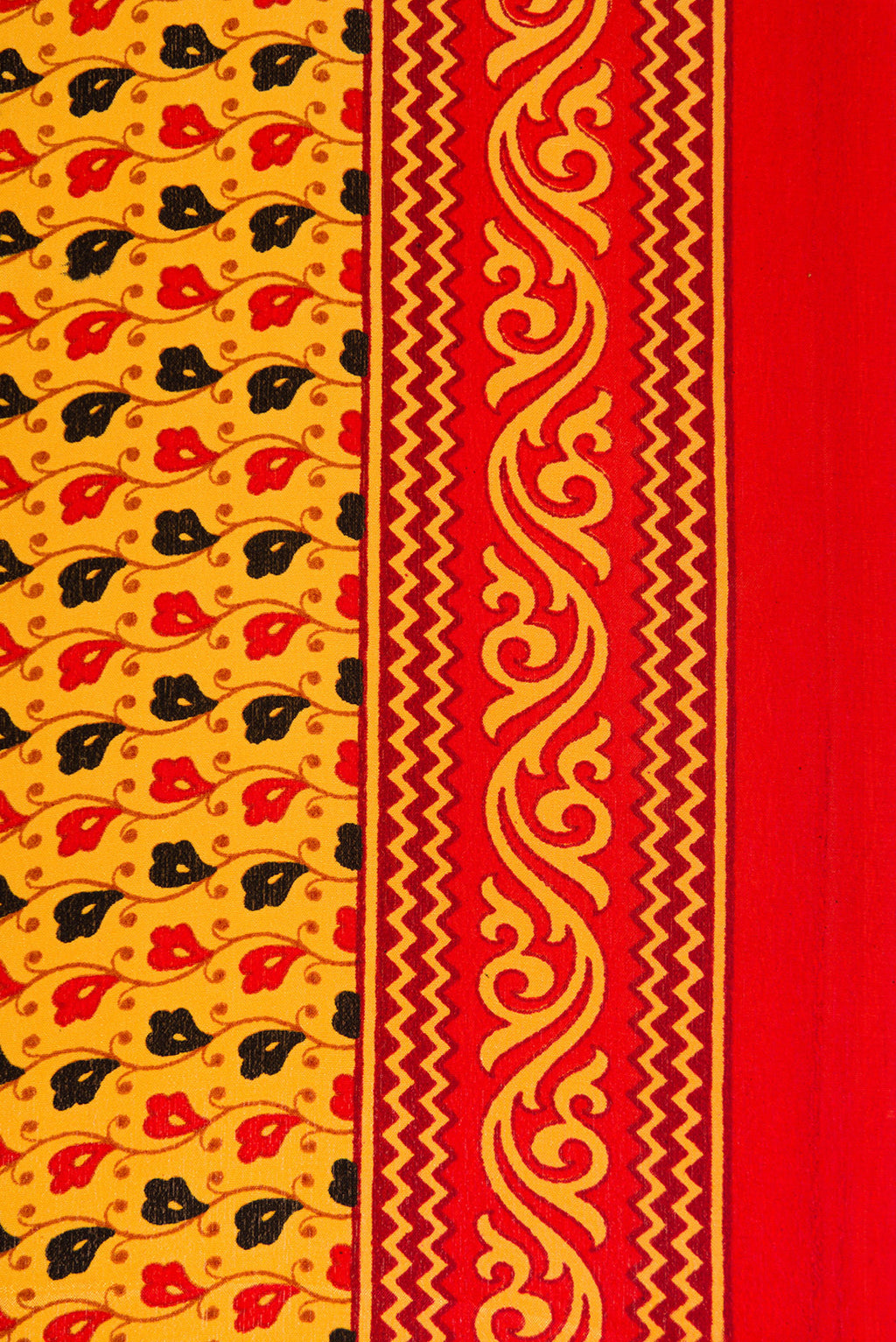 Border image of Yellow Dual Tone Mysore Crepe Saree with Printed design on the body and Printed Border. 