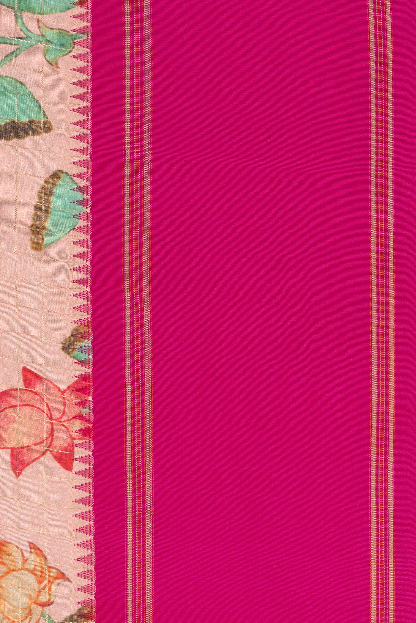 Border image of Rose Gold Dual Tone Kanjivaram Silk Saree with Checked design on the body and Zari Border. 