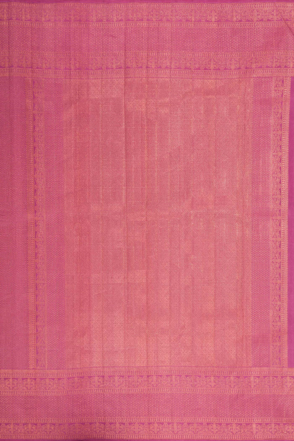 Close up image of the pallu of Pink Dual Tone Kanjivaram Silk Saree with Zari Brocade on the body and Fancy Border. 