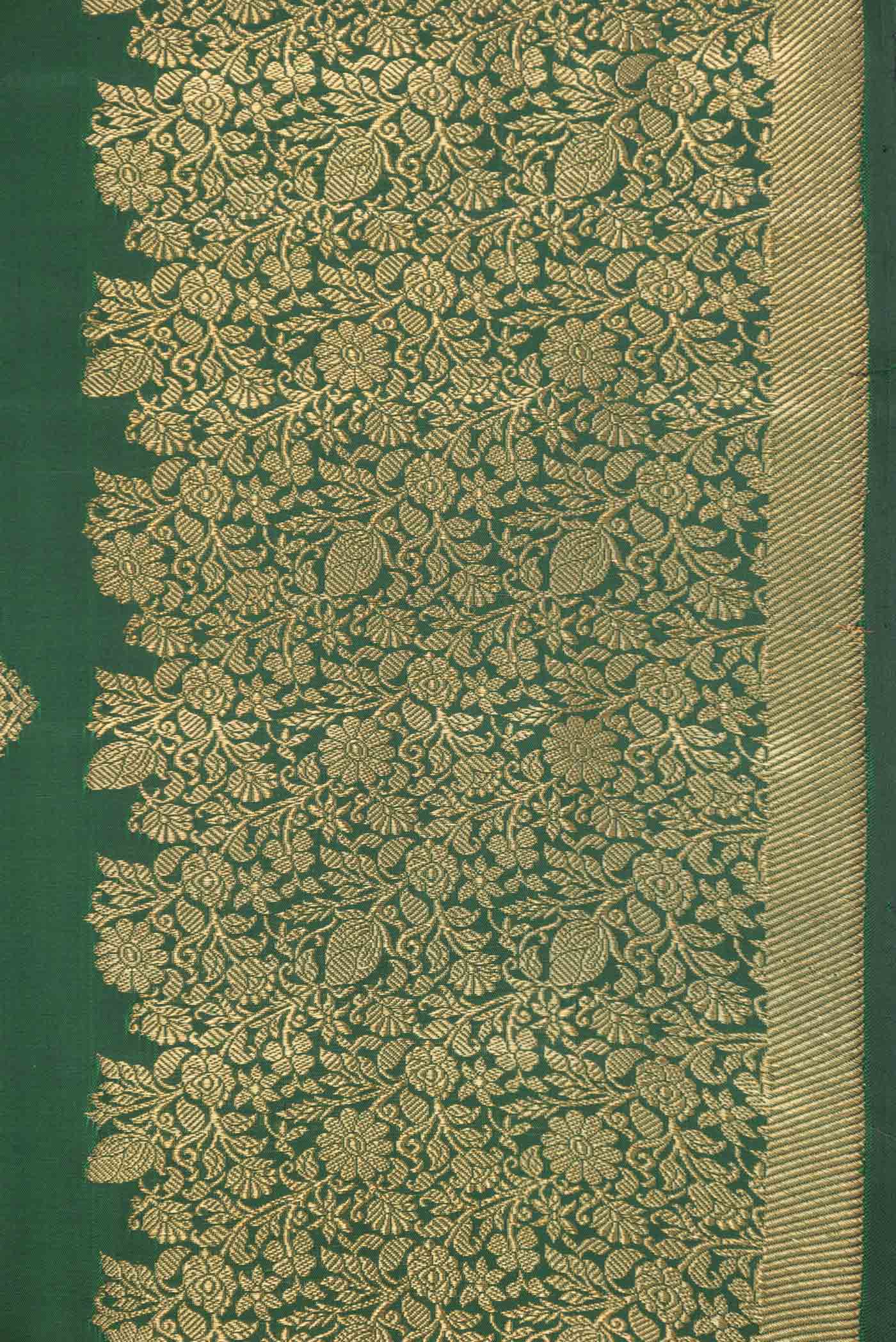 Border image of Pure Silk Pure Zari Bottle Green Dual Tone Kanchipuram Saree with Zari Butta on the body and Zari Border