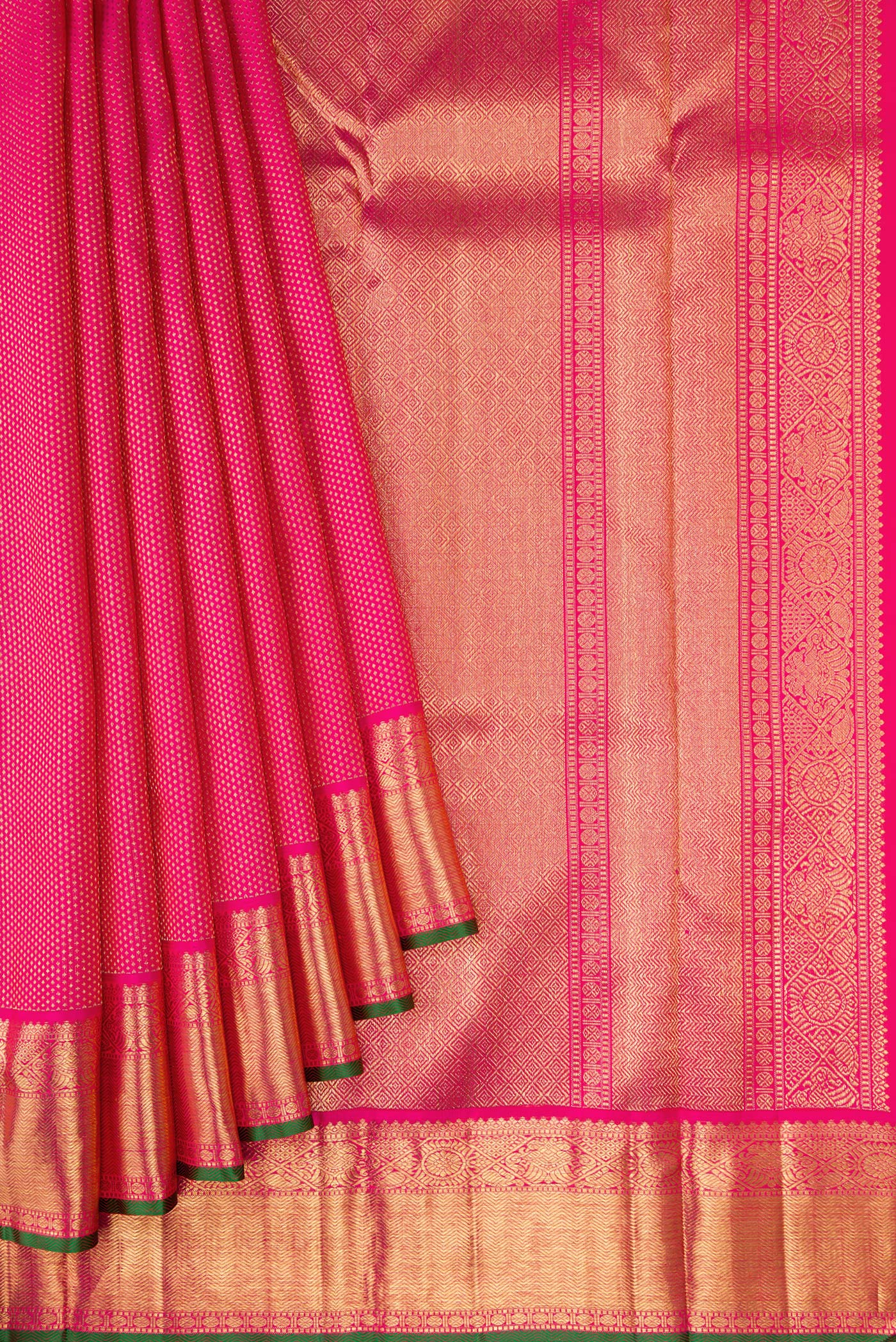 Pleats and pallu of Pure Silk Pure Zari Pink Dual Tone Kanjivaram Saree with Zari Brocade on the body and Zari Border. 