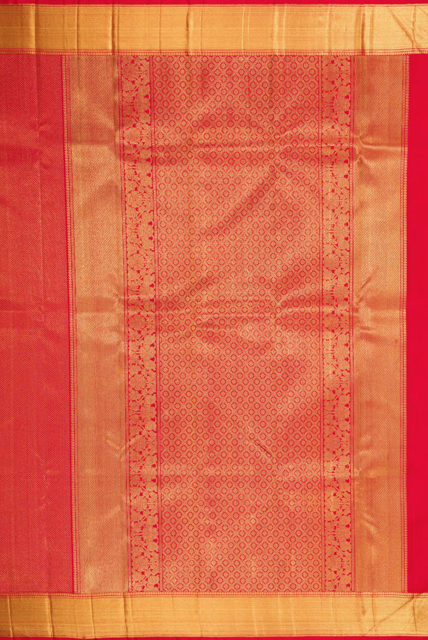 Close up image of the pallu of Pure Silk Pure Zari Red Dual Tone Kanjivaram Saree with Zari Brocade on the body and Zari Border. 