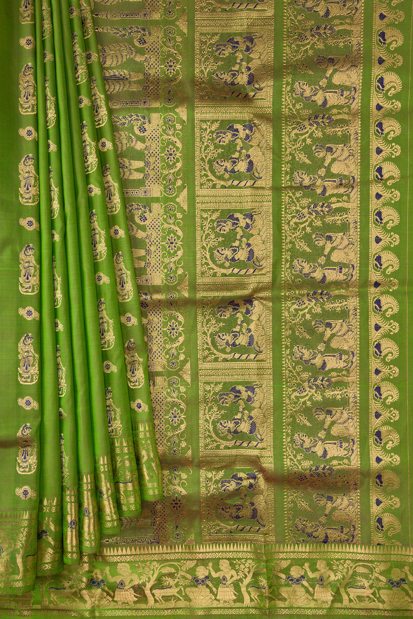 Pleats and pallu of Green Dual Tone Baluchari Silk Saree with Zari And Thread Butta on the body and Zari Border. 
