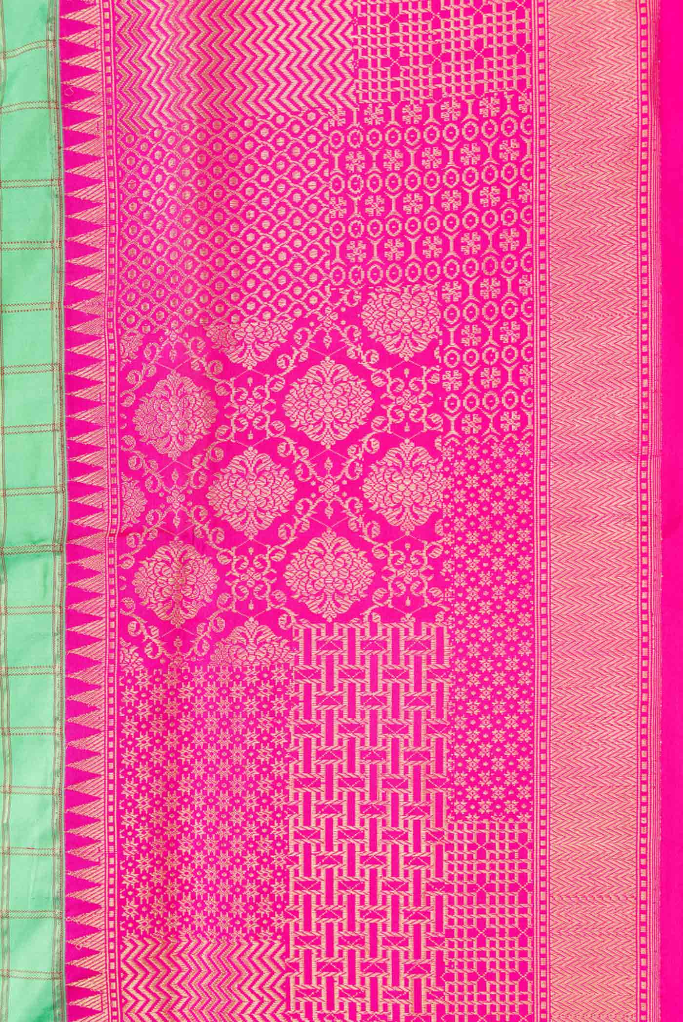 Border image of Pure Silk Pure Zari Parrot Green Dual Tone Banarasi Saree with Checked design on the body and Zari Border