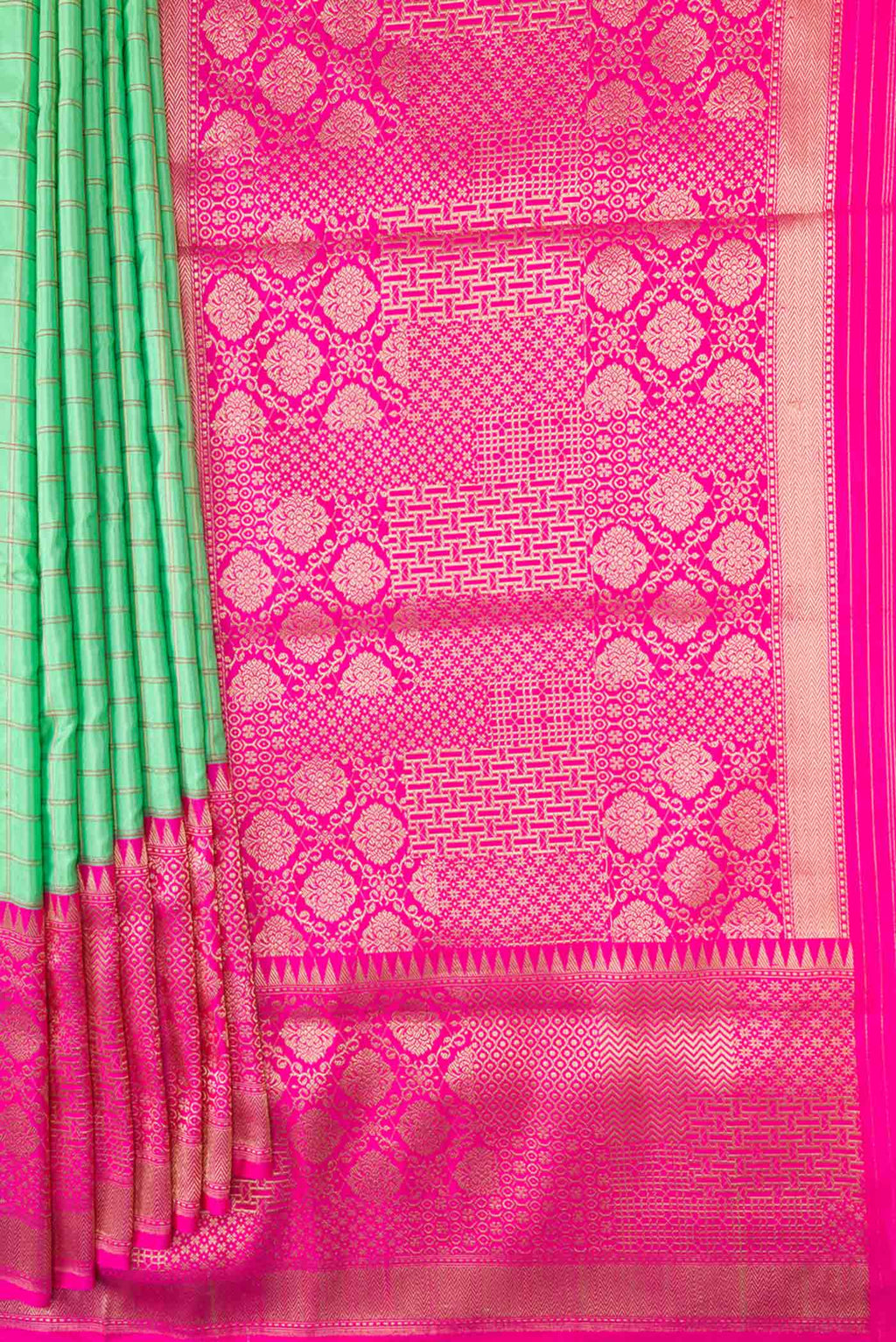Pleats and pallu of Pure Silk Pure Zari Parrot Green Dual Tone Banarasi Saree with Checked design on the body and Zari Border