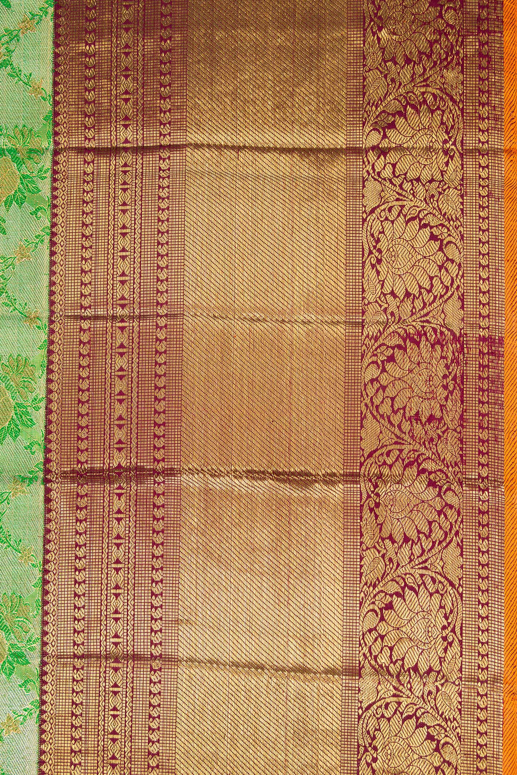 Border image of Green Dual Tone Kanjivaram Tissue Silk Saree with Zari Brocade on the body and Zari Border. 